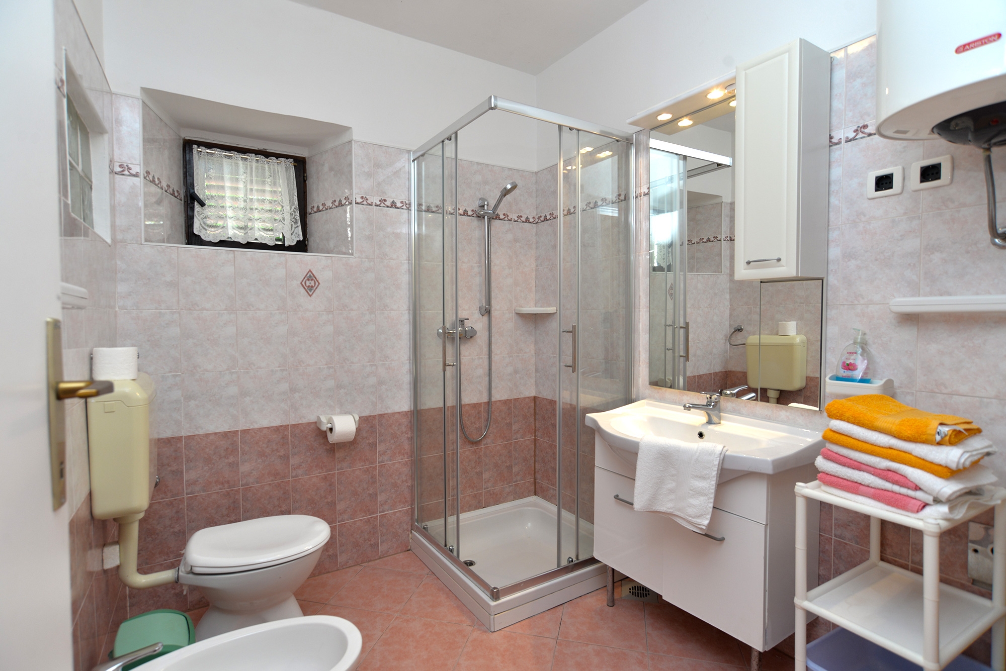 Two bedroom apartment with terrace Kukci, Poreč  A-b