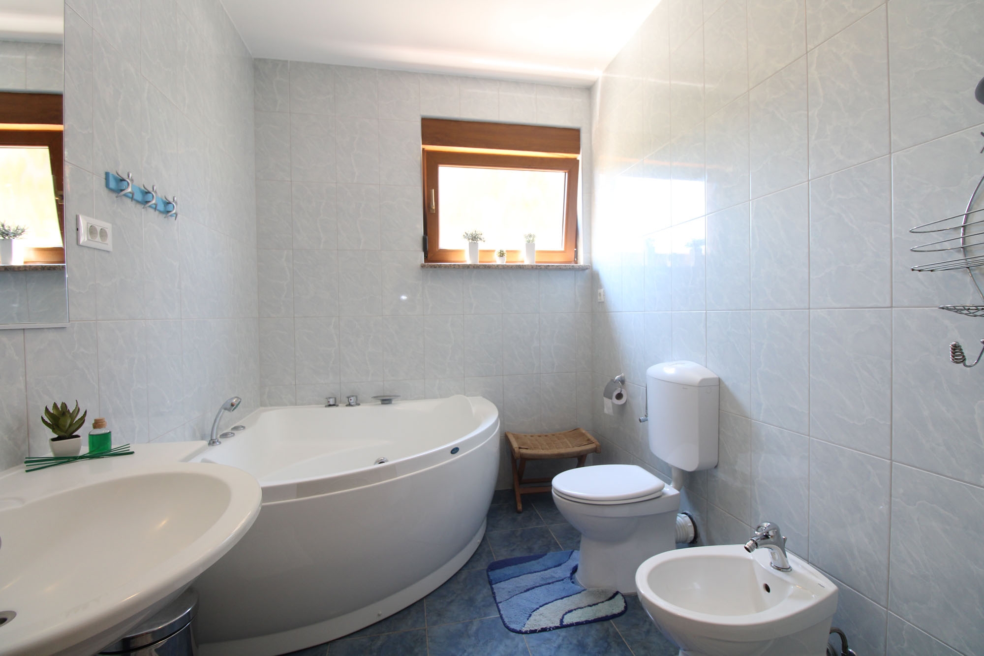 Four bedroom house with terrace Ližnjan, Medulin  K