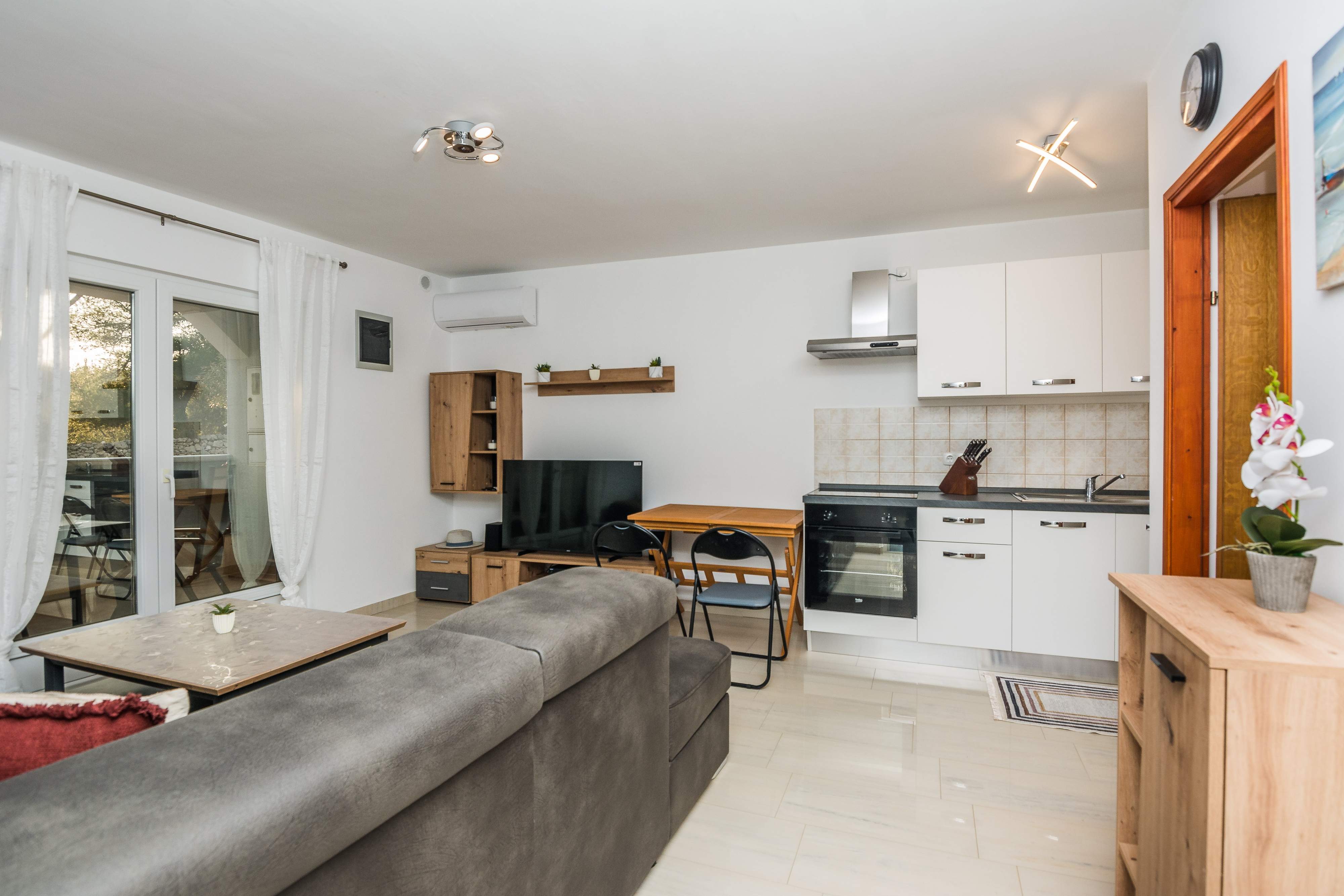 One bedroom apartment with terrace Vir (A-20799-a)