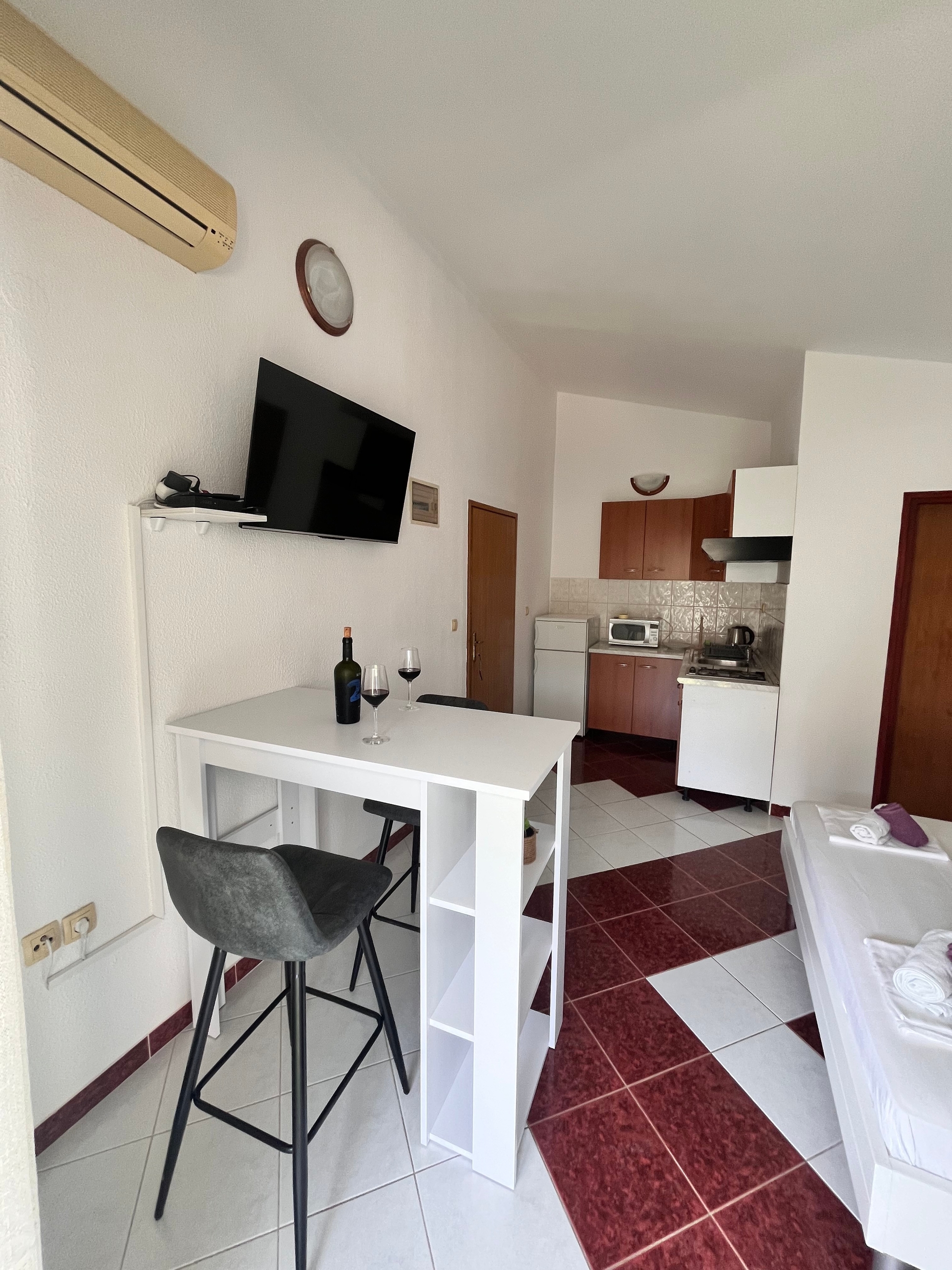 Studio flat with terrace and sea view Metajna, Pag (AS-208-a) Studio flat with terrace and sea view Metajna, Pag (AS-208-a)