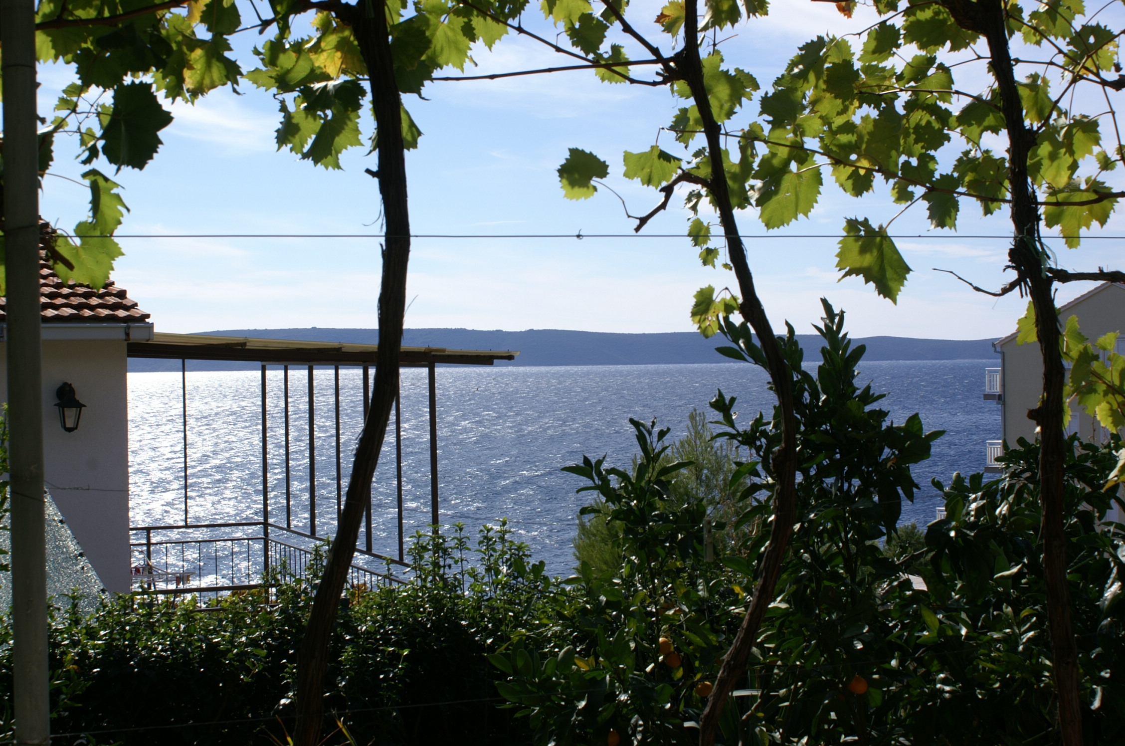 One bedroom apartment with terrace and sea view Rastići, Čiovo  A-c