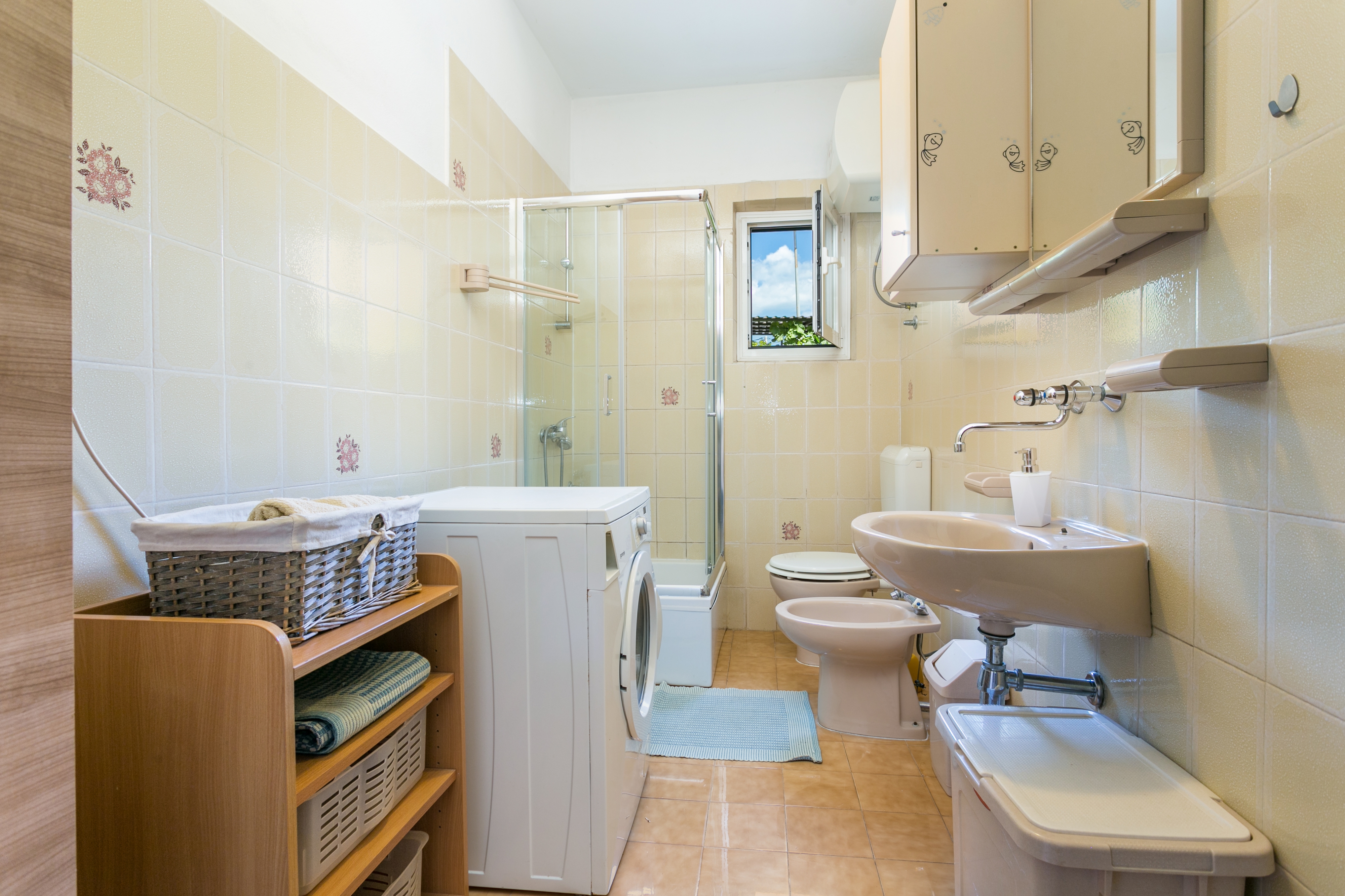 One bedroom apartment with terrace Kaštel Štafilić, Kaštela  A-a