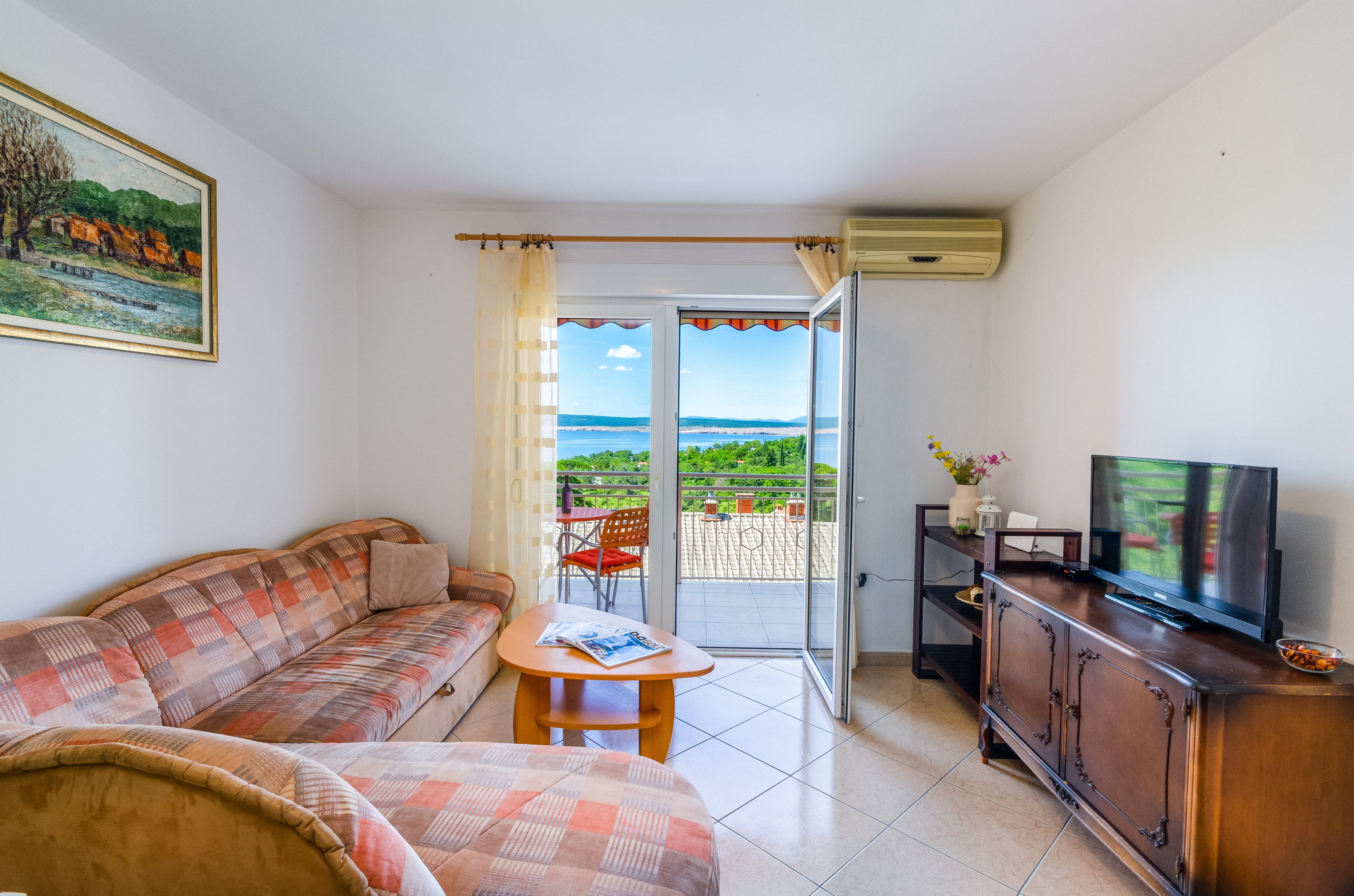 One bedroom apartment with balcony and sea view Dramalj (Crikvenica) (A-20803-a) One bedroom apartment with balcony and sea view Dramalj (Crikvenica) (A-20803-a)