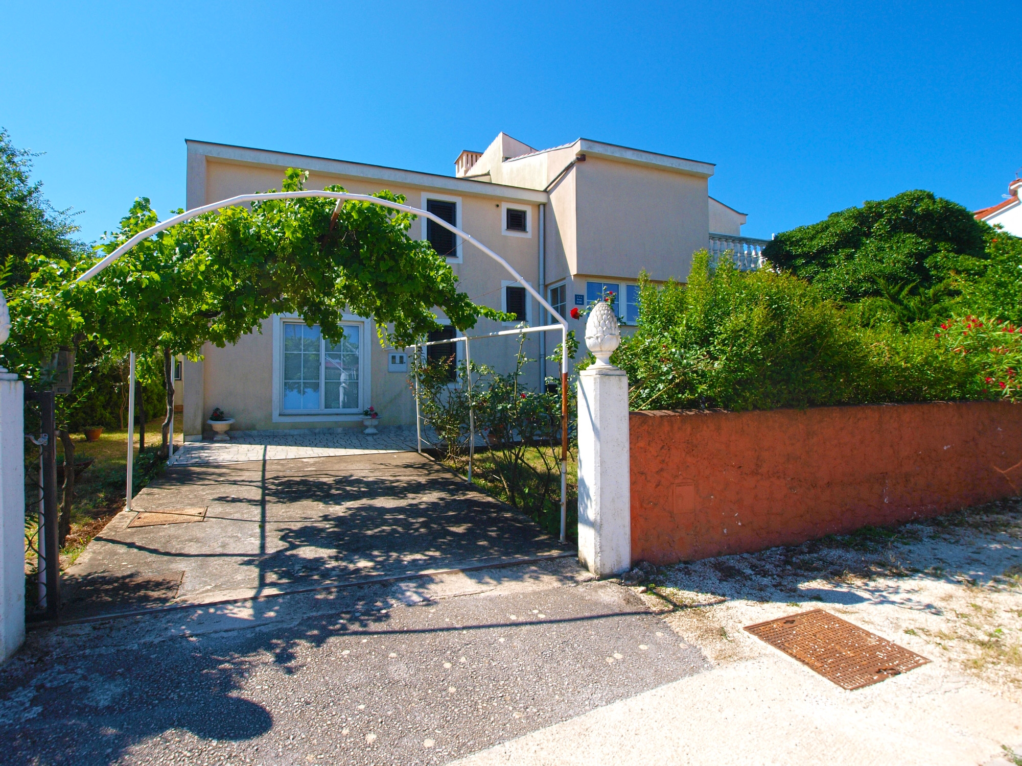 Two bedroom apartment with terrace Banjole, Pula (A-20813-a)