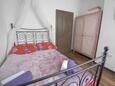 Murter, Bedroom 2 in the apartment, air condition available, (pet friendly) and WiFi.