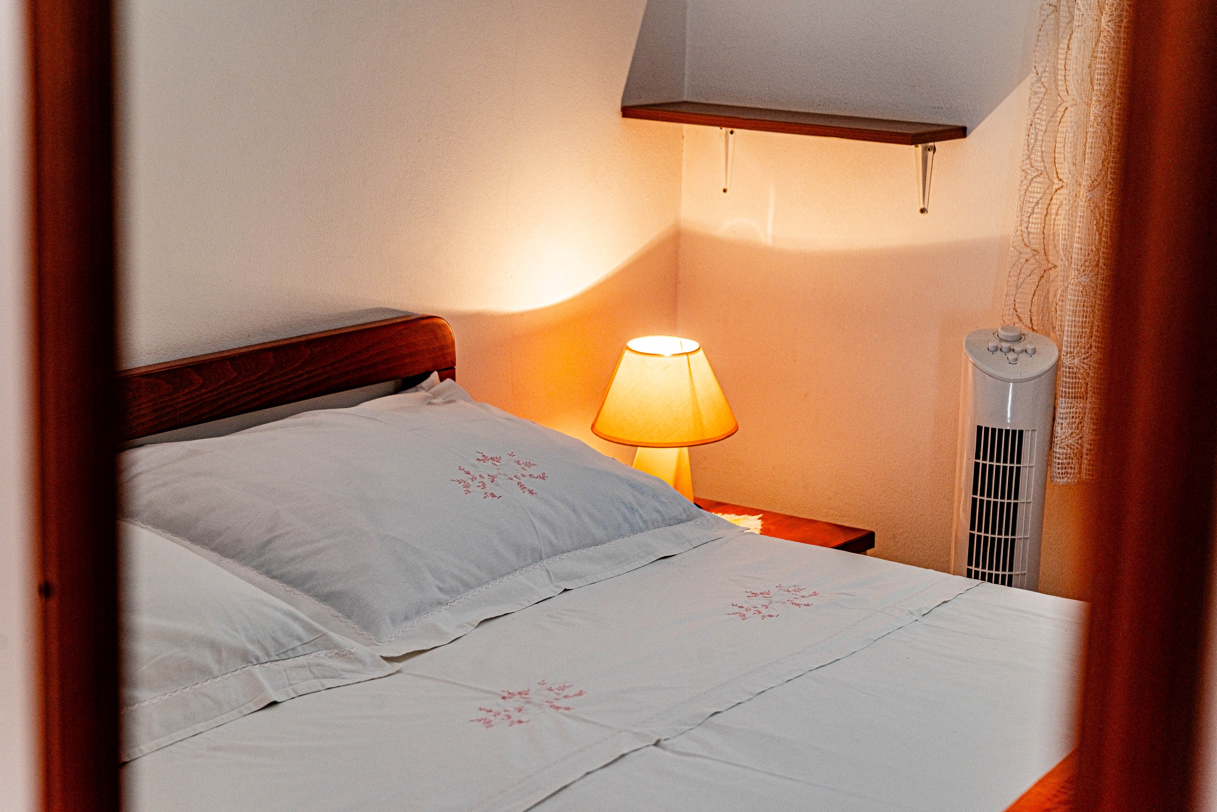 Two bedroom apartment near beach Brna, Korčula  A-a