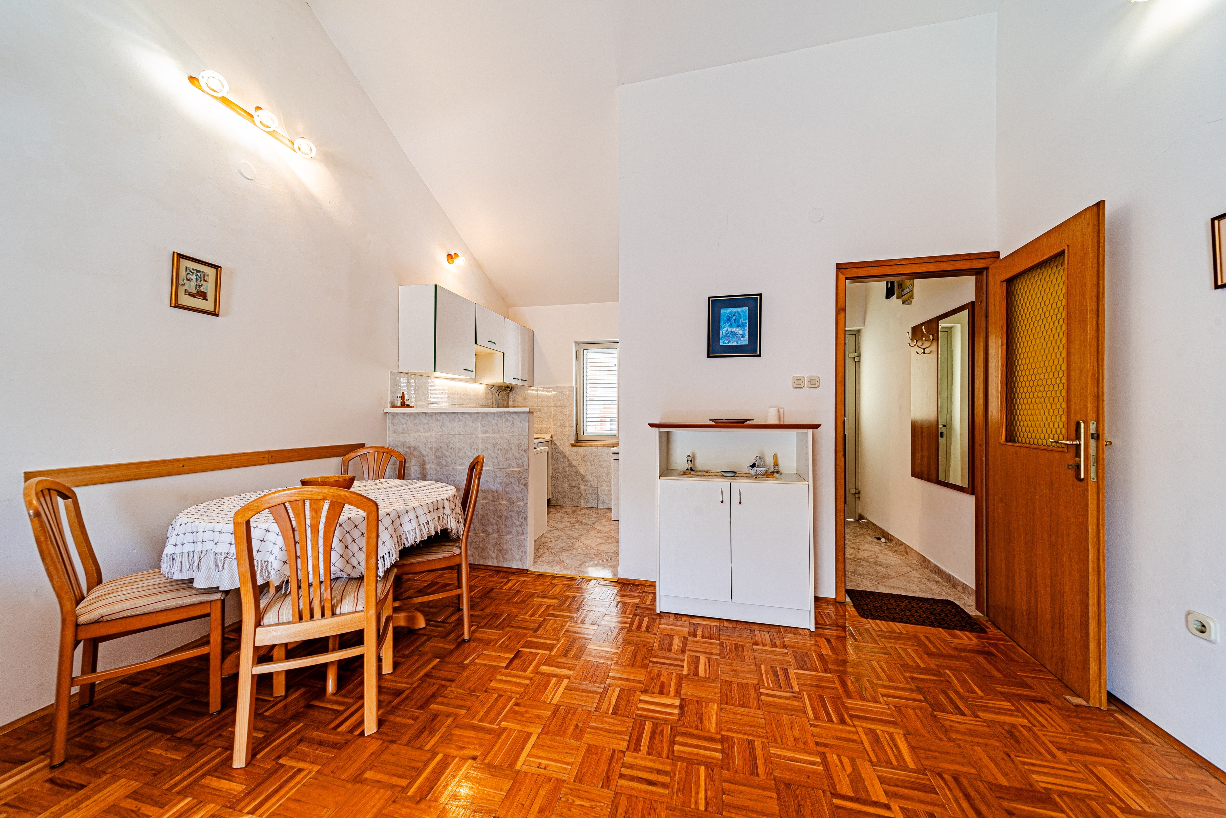 Two bedroom apartment near beach Brna, Korčula  A-a