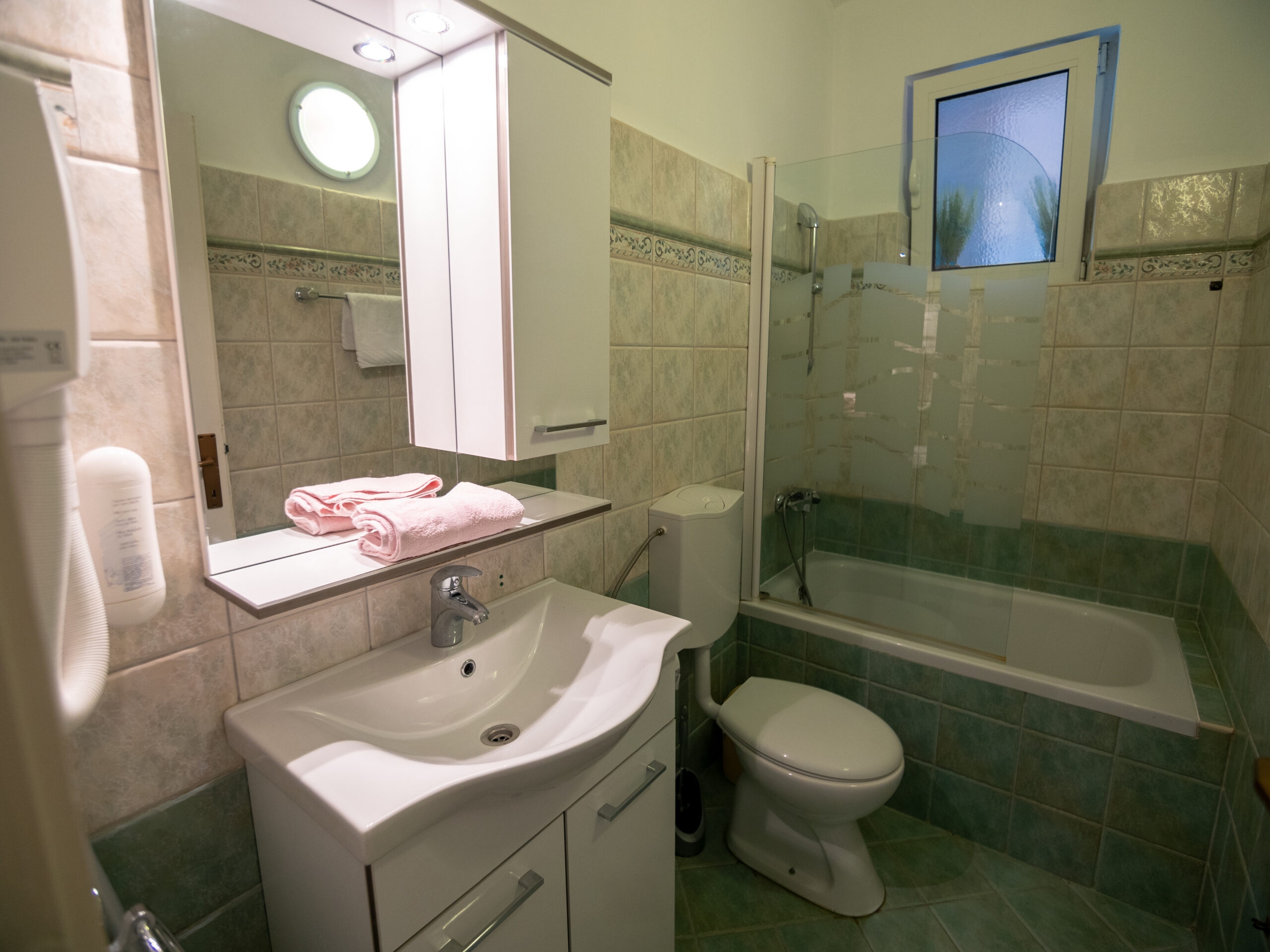 Top Rab Lopar Top Rab Lopar