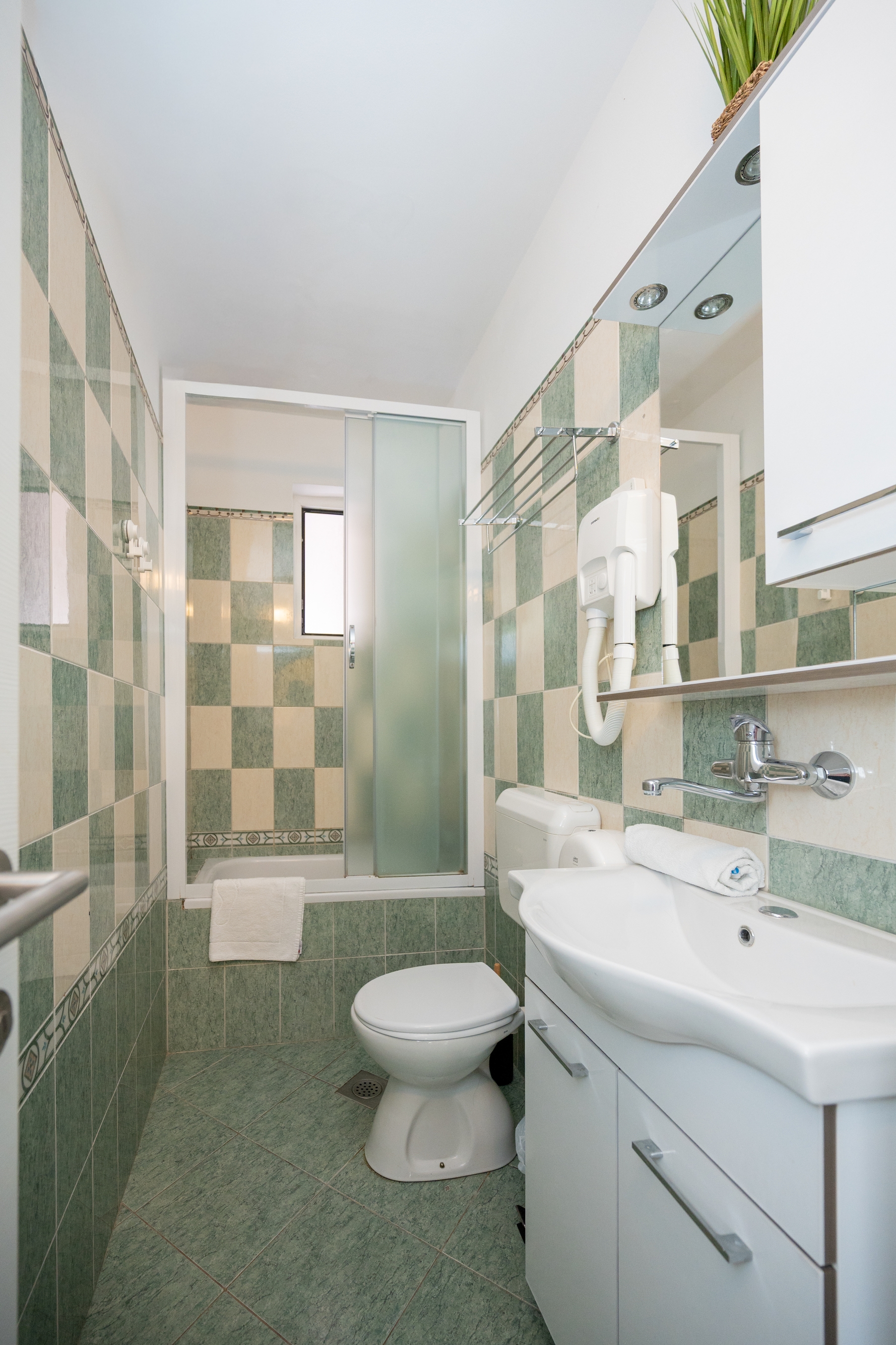 One bedroom apartment with balcony Lopar, Rab  A-c