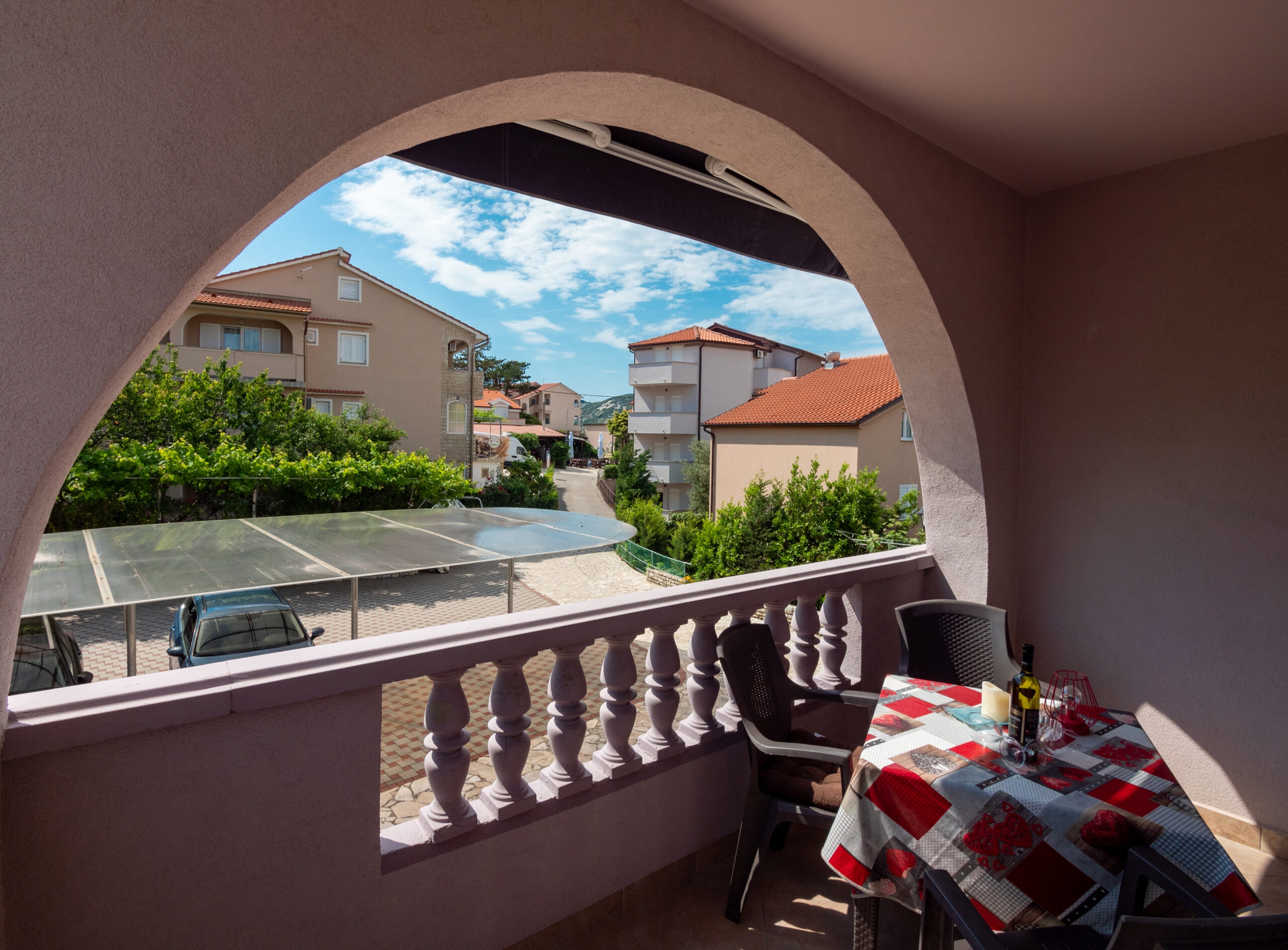 Top Rab Lopar Top Rab Lopar