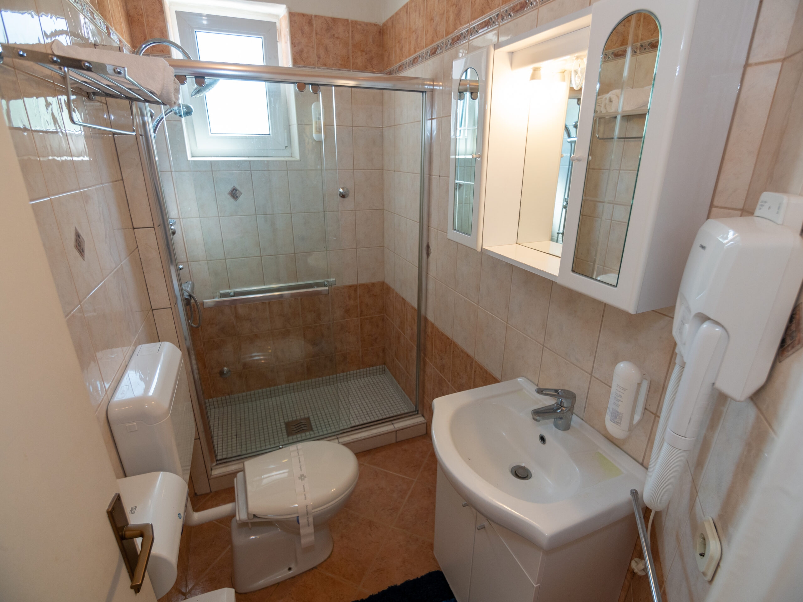 Top Rab Lopar Top Rab Lopar