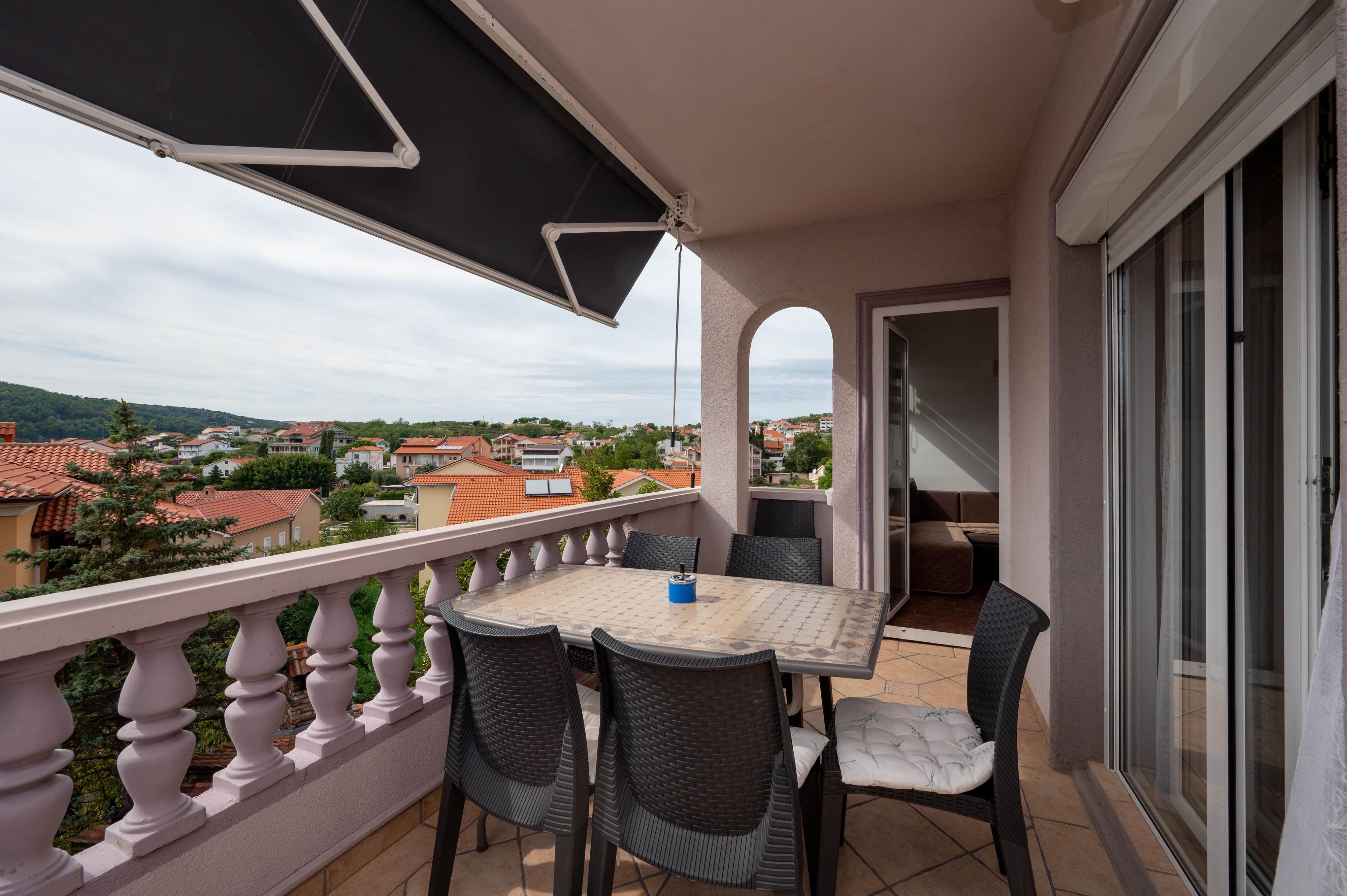 Two bedroom apartment with balcony Lopar, Rab  A-e