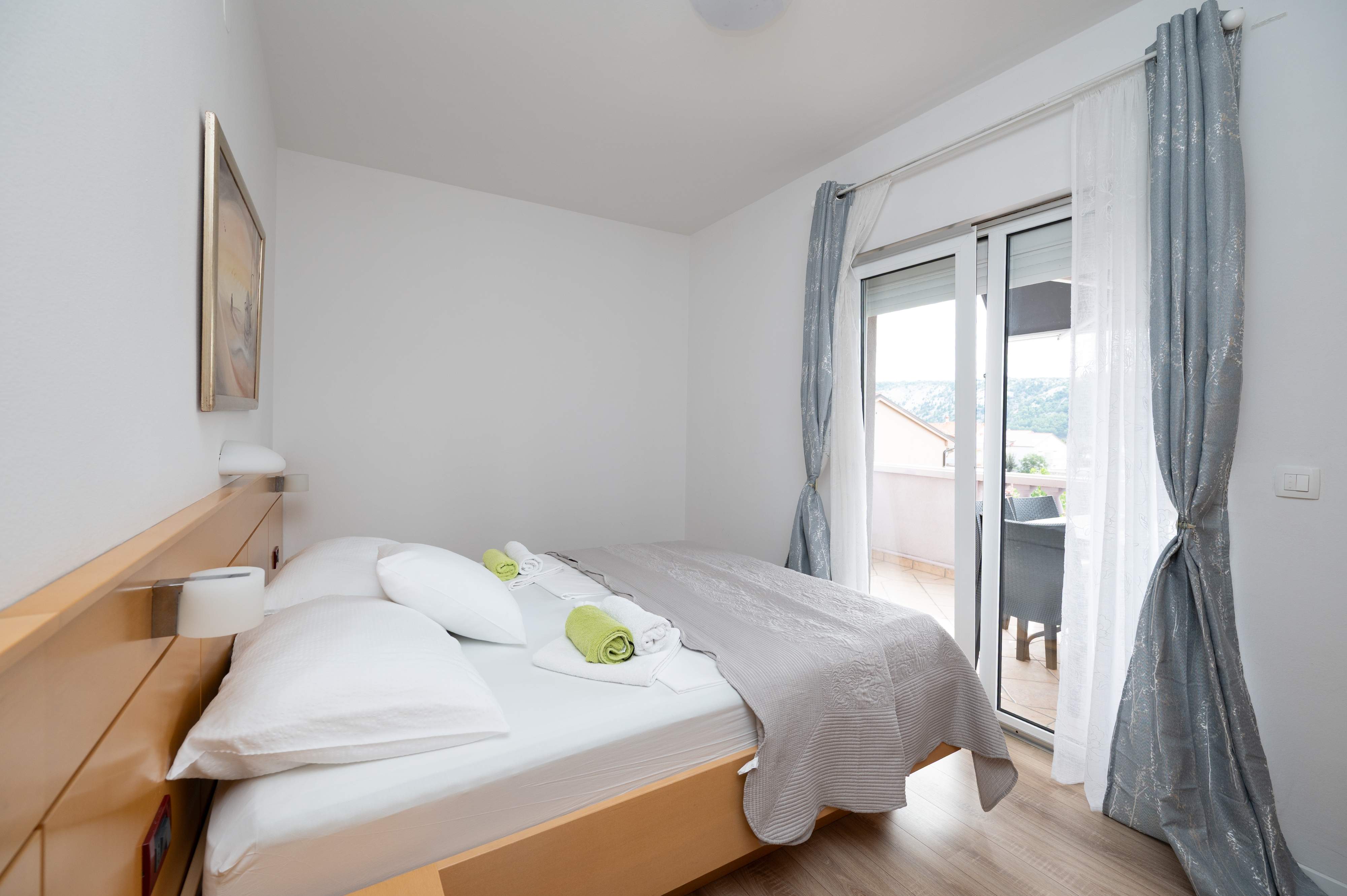 Top Rab Lopar Top Rab Lopar