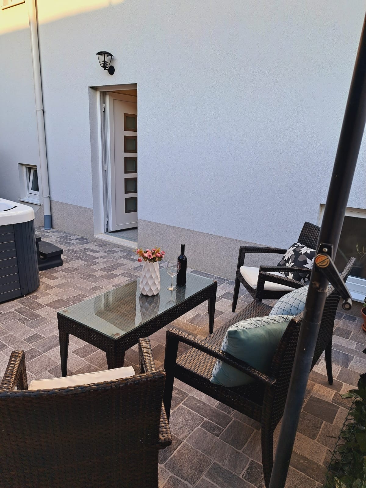 Three bedroom apartment with terrace and sea view Podstrana, Split  A-a