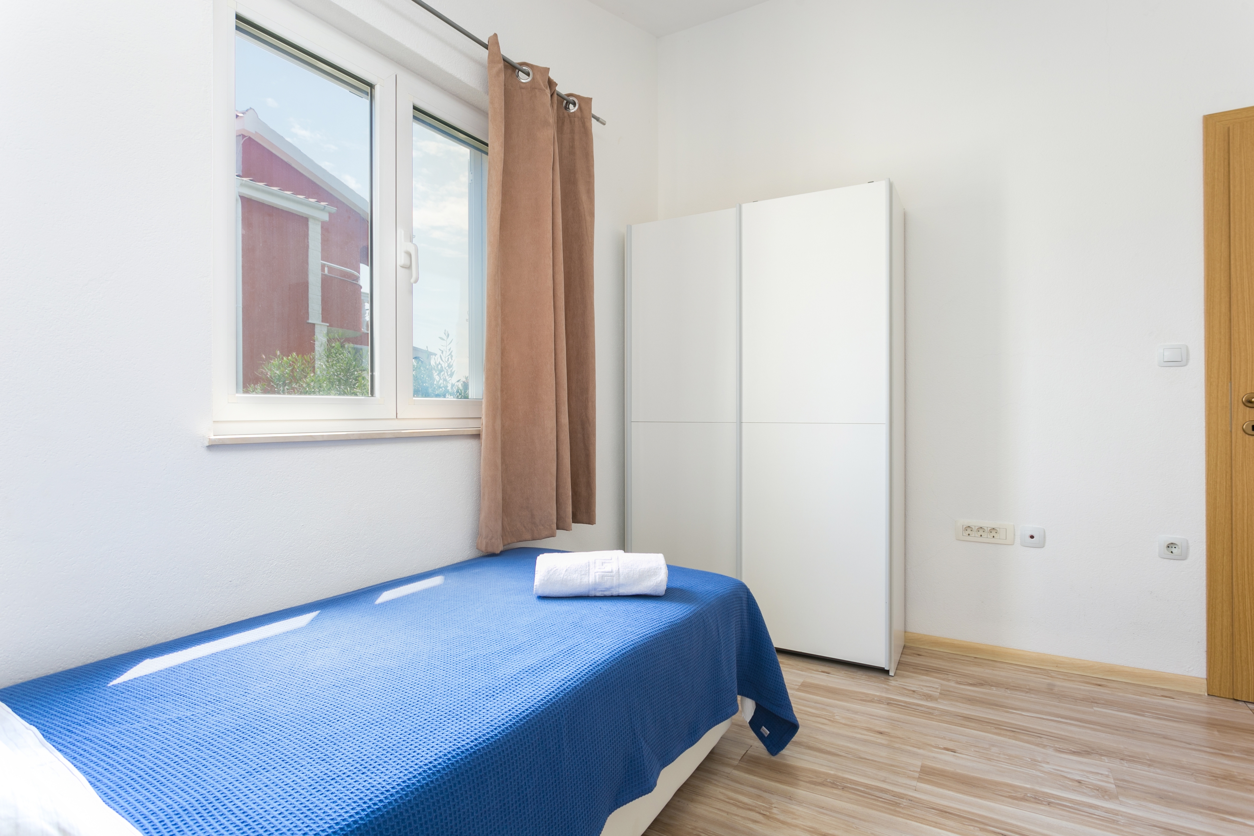 Three bedroom apartment with terrace and sea view Kaštel Štafilić, Kaštela  A-a