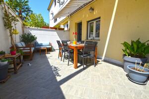 Apartments with a parking space Rovinj - 20846