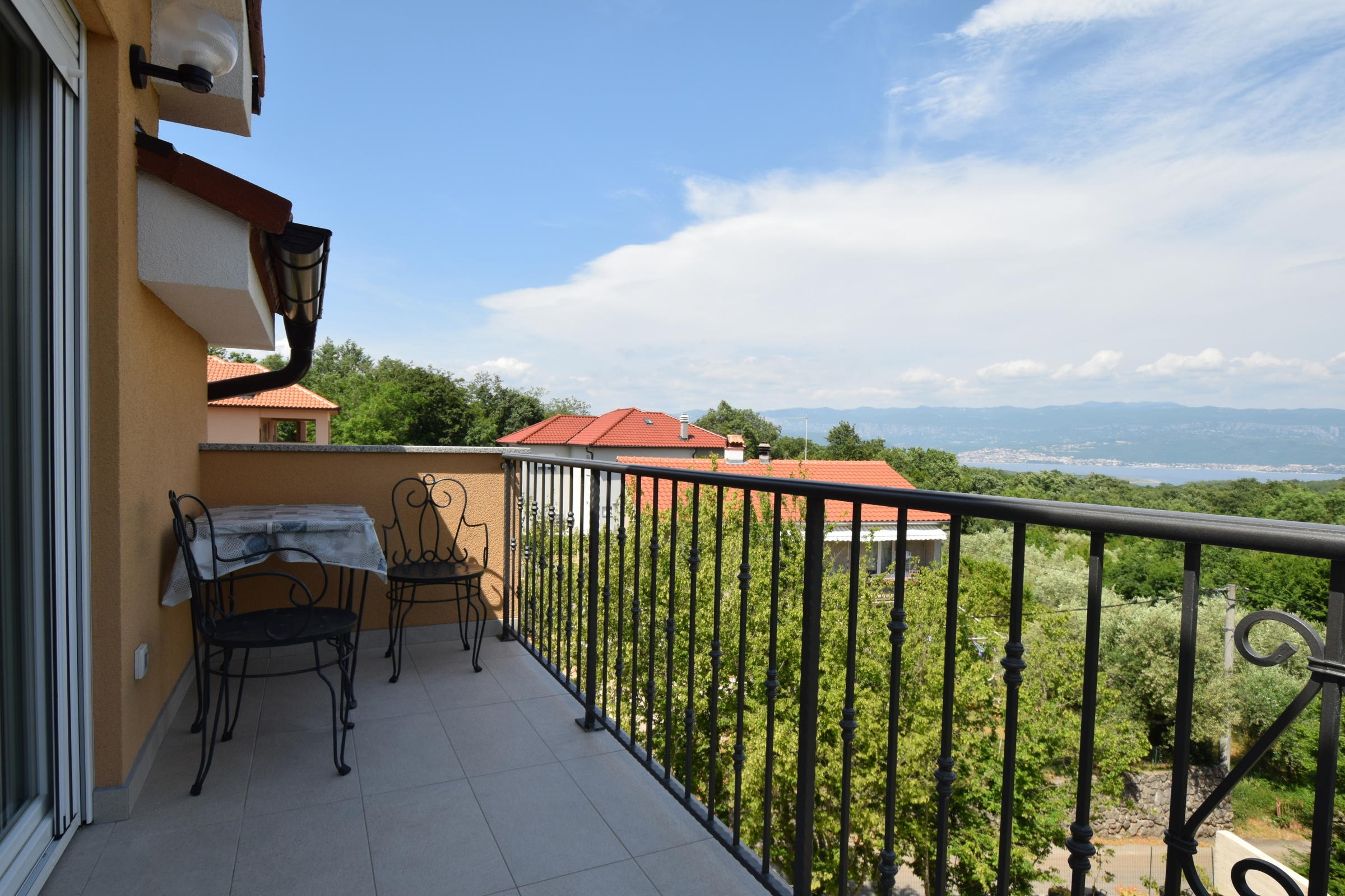 Two bedroom house with terrace and sea view Risika, Krk  K