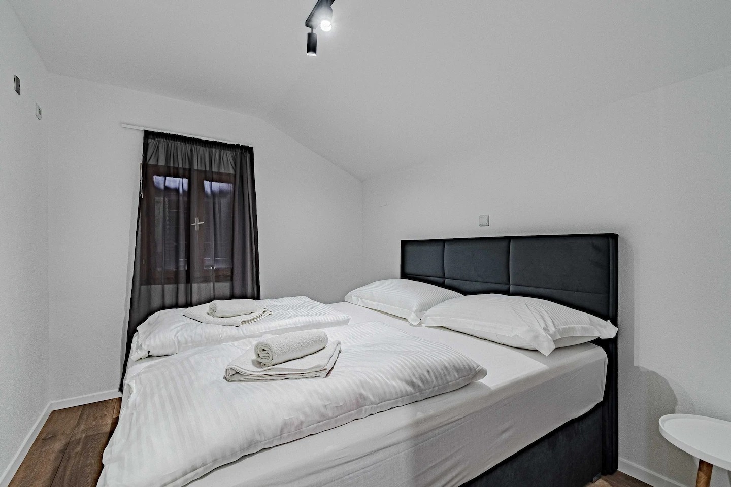 Three bedroom house near beach Postup, Pelješac  K
