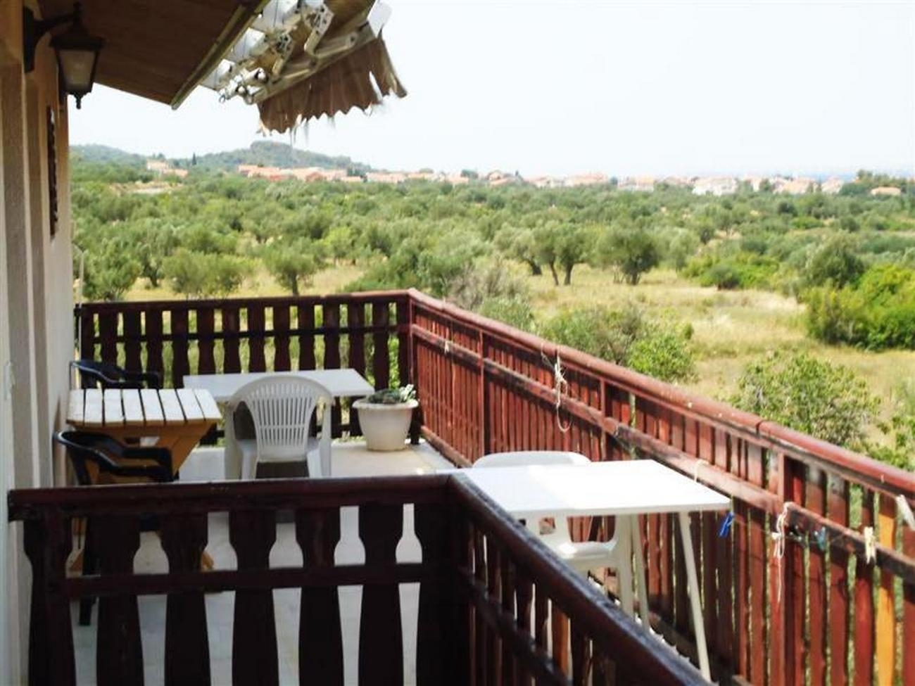 Two bedroom apartment with terrace and sea view Mrljane, Pašman  A-a
