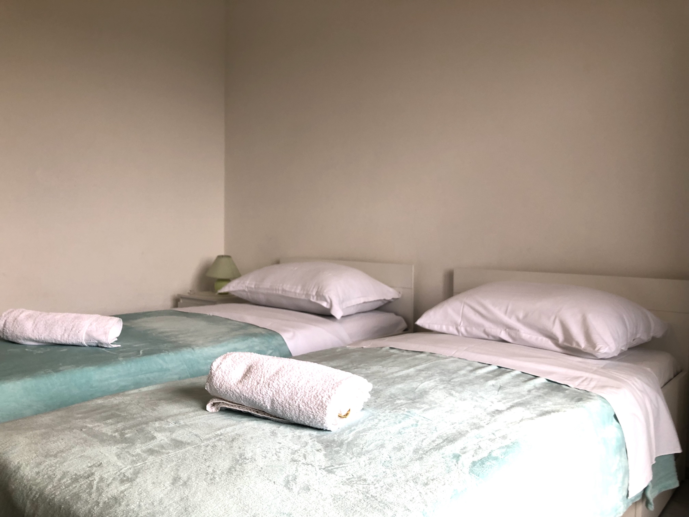 Four bedroom apartment with terrace and sea view Mrljane, Pašman  A-d