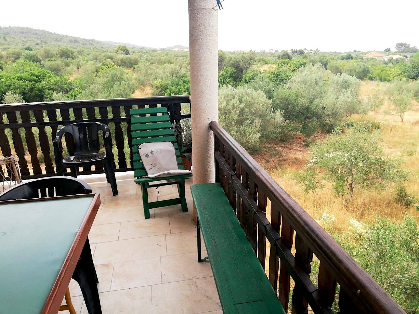 Four bedroom apartment with terrace and sea view Mrljane, Pašman  A-d