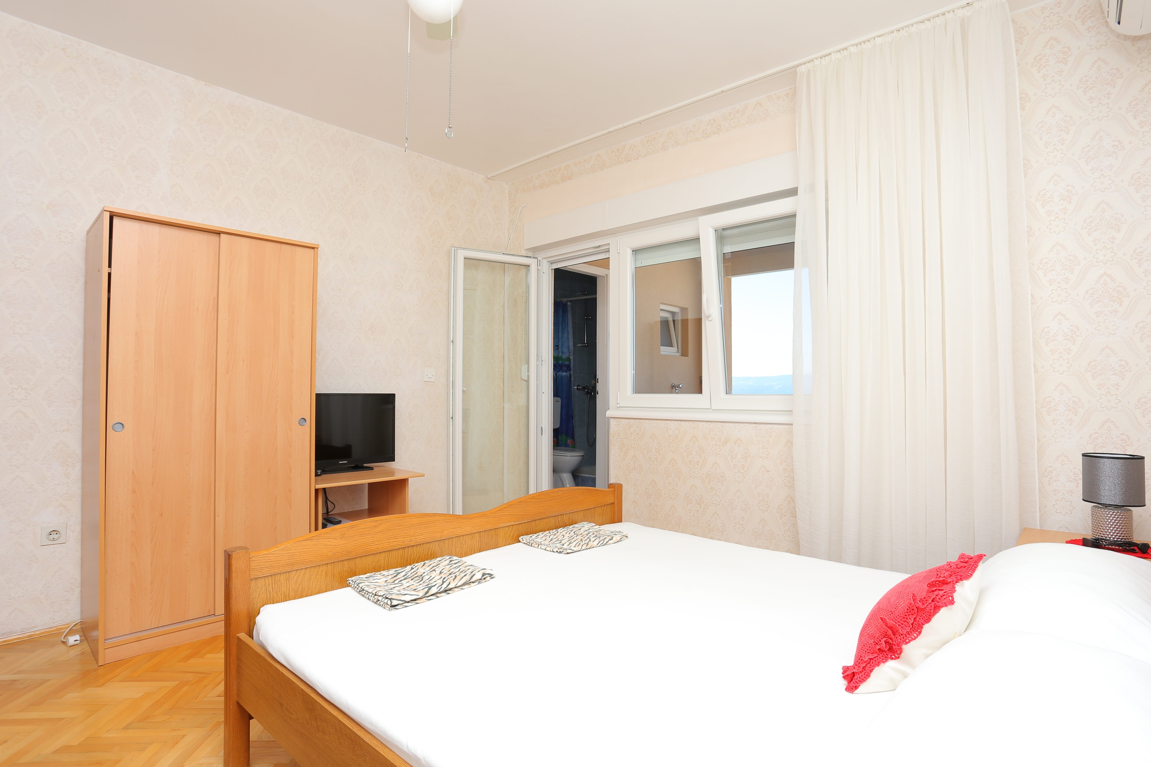 Two bedroom apartment with terrace and sea view Duće, Omiš  A-a