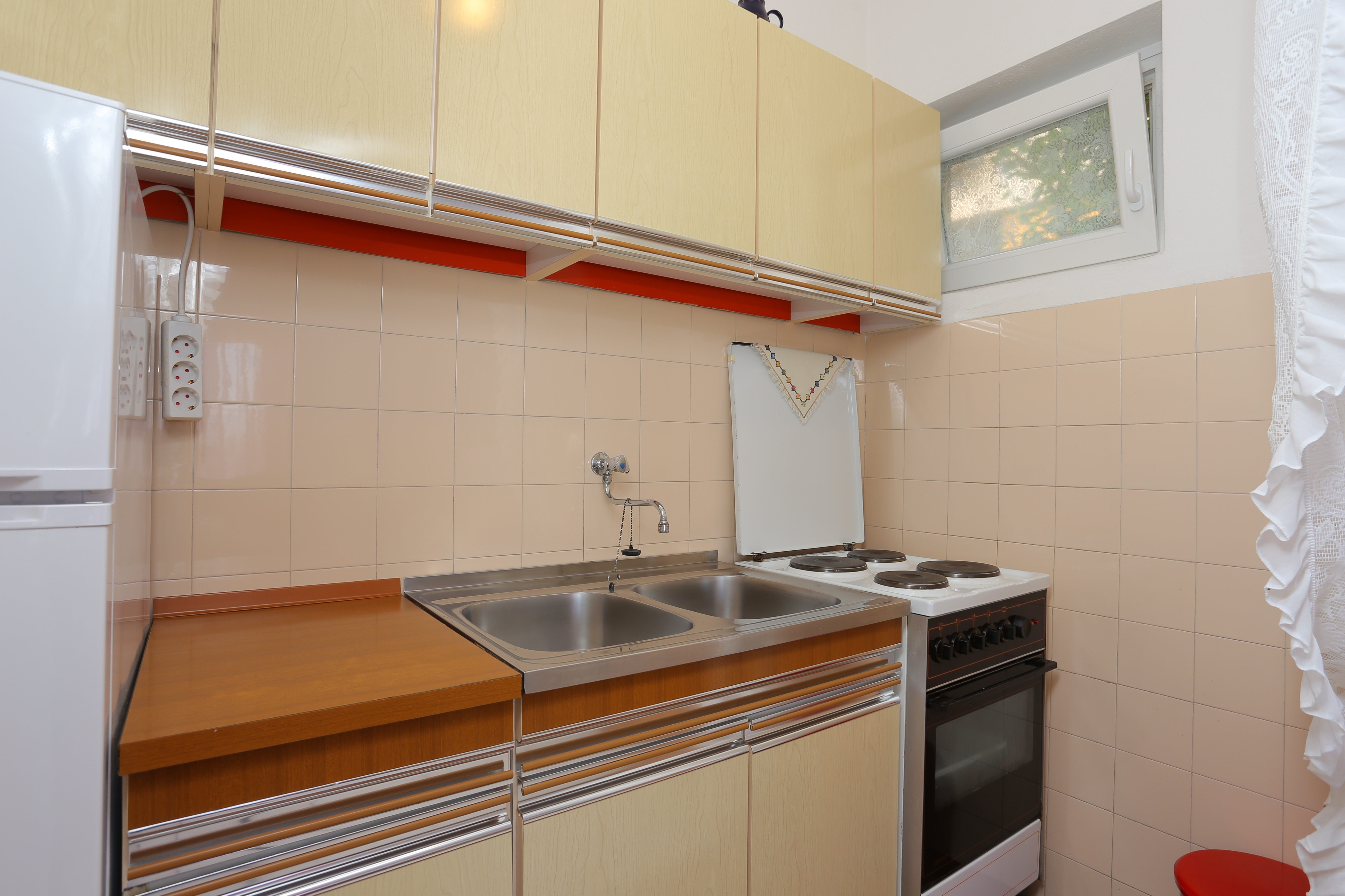 Two bedroom apartment with terrace and sea view Duće, Omiš  A-b
