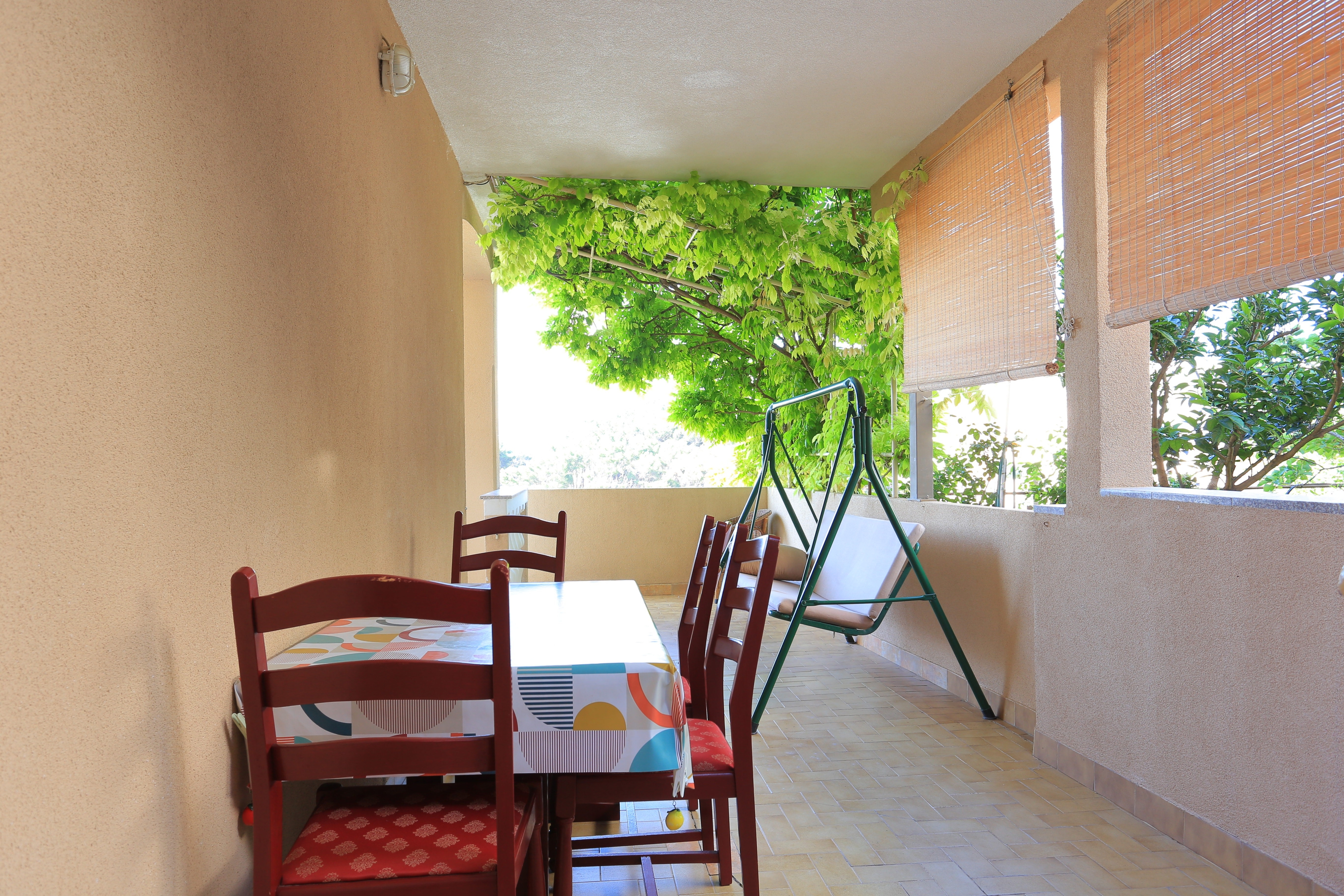 Two bedroom apartment with terrace and sea view Duće, Omiš  A-b