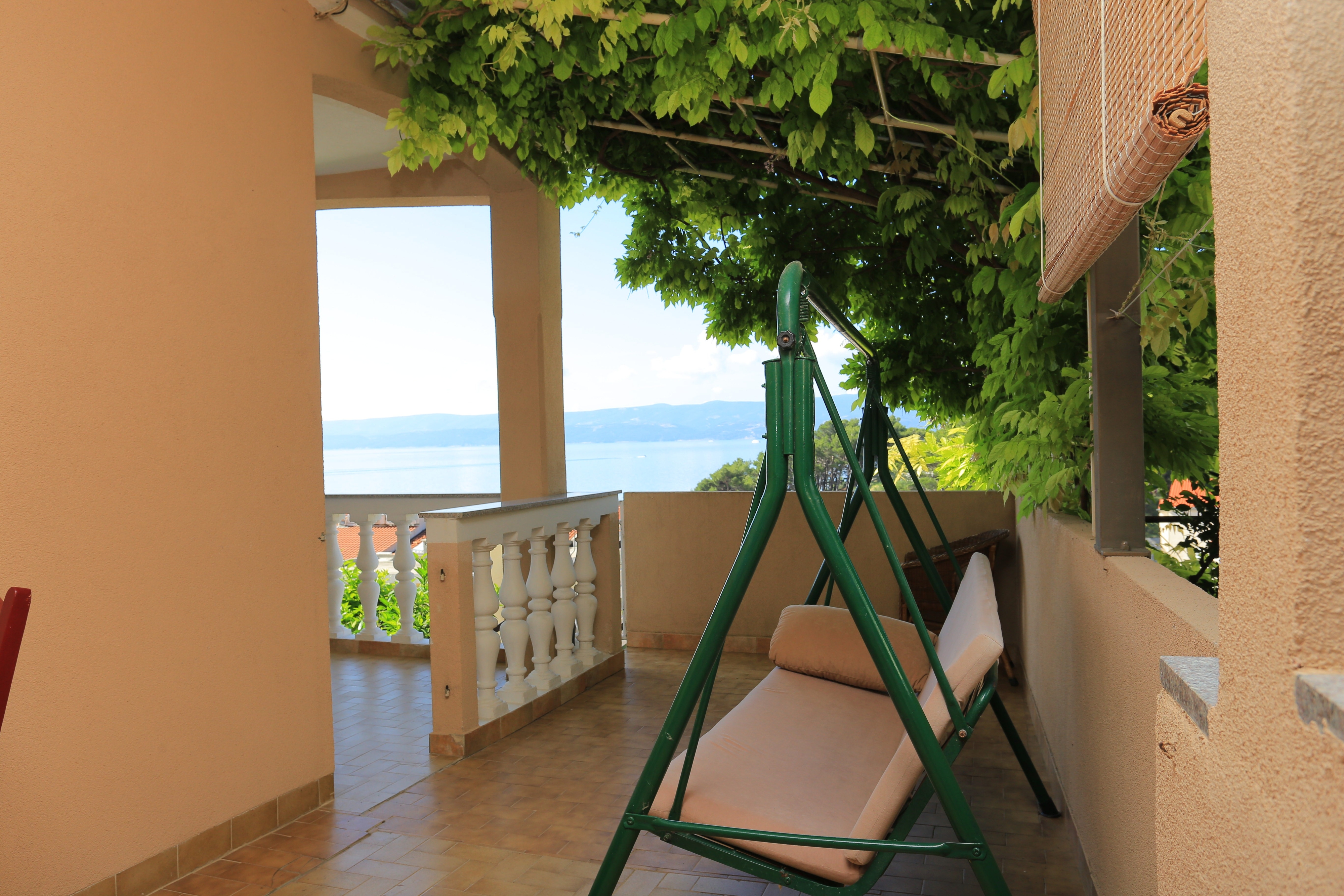 Two bedroom apartment with terrace and sea view Duće, Omiš  A-b
