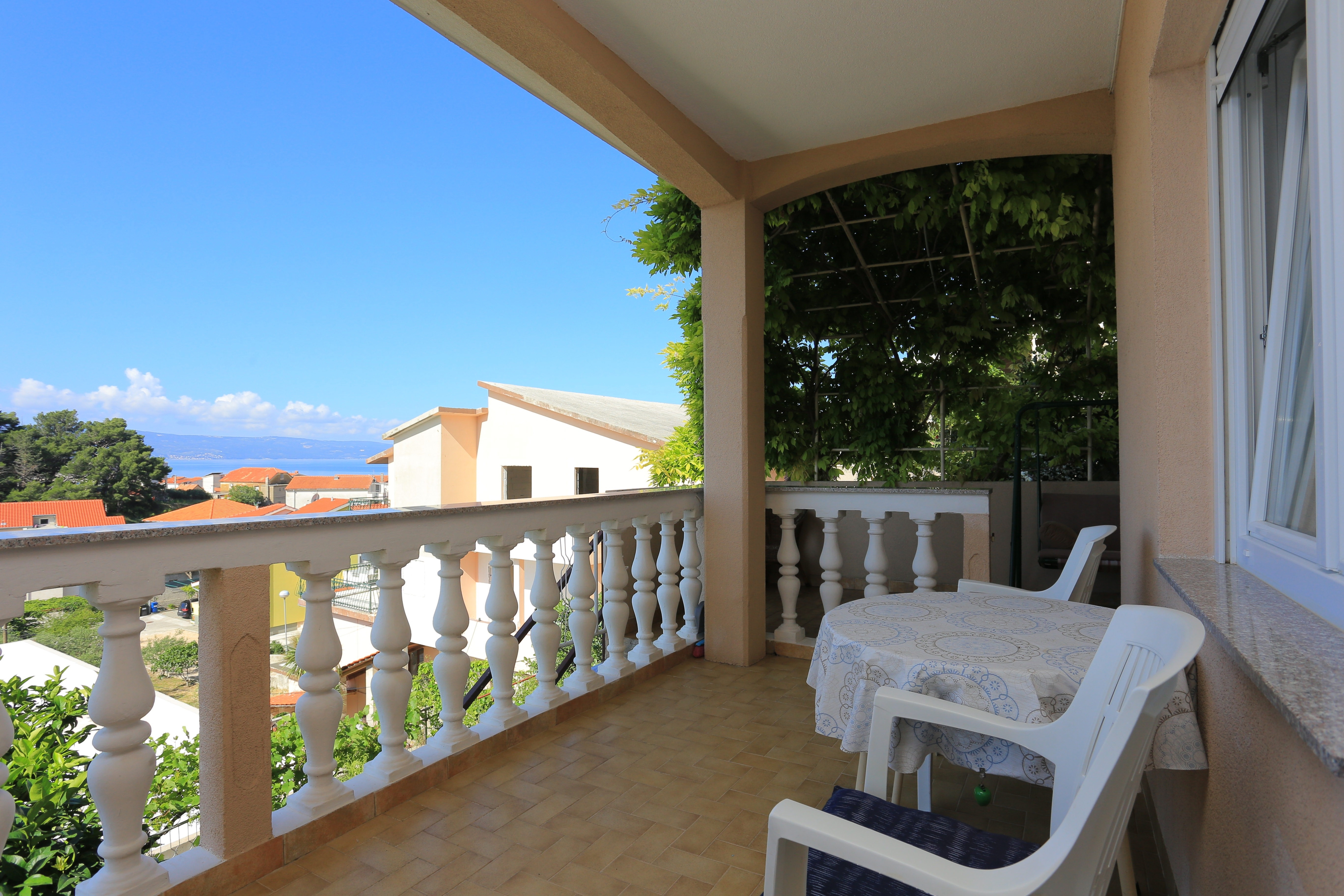 Two bedroom apartment with terrace and sea view Duće, Omiš  A-b