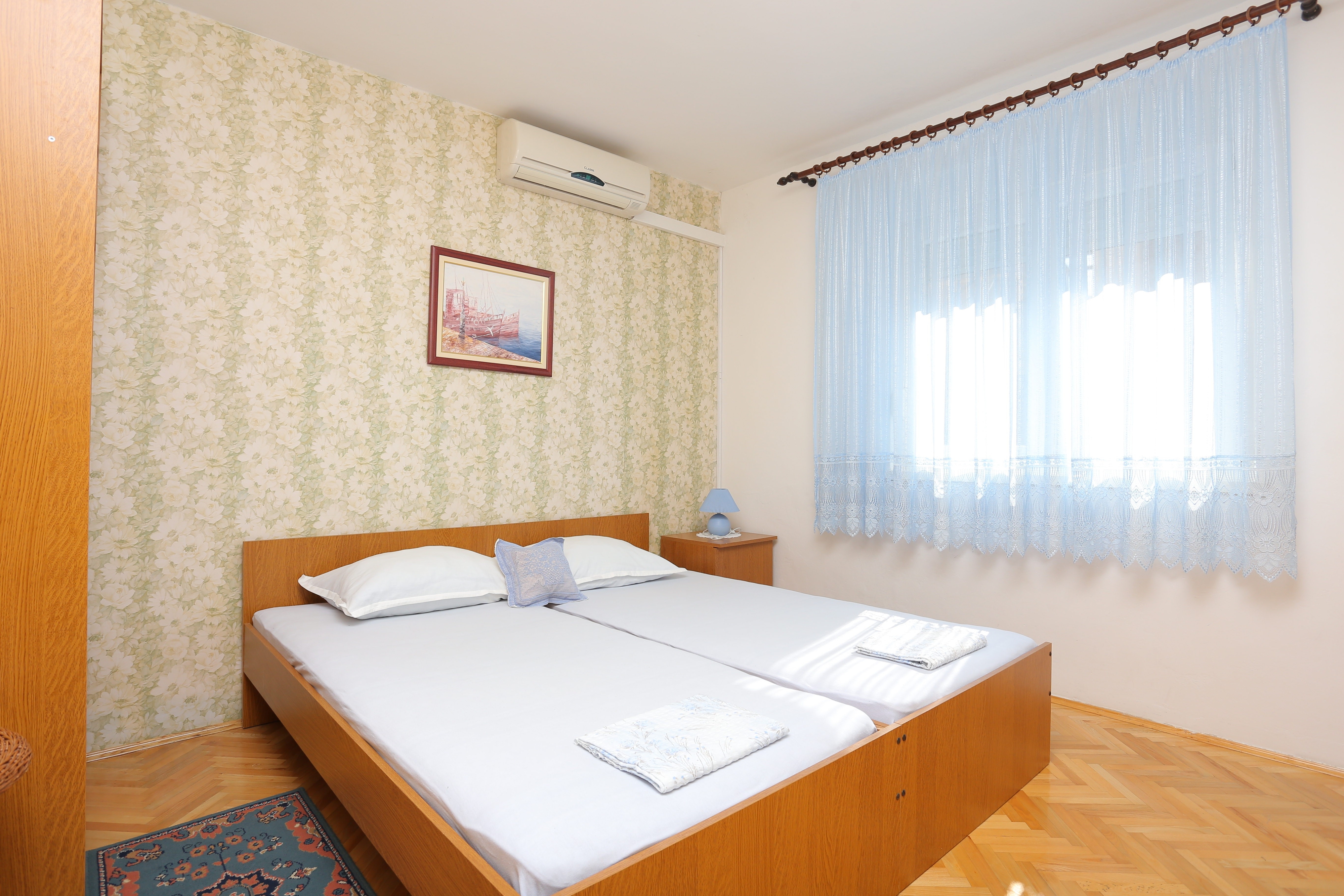 Two bedroom apartment with terrace and sea view Duće, Omiš  A-c