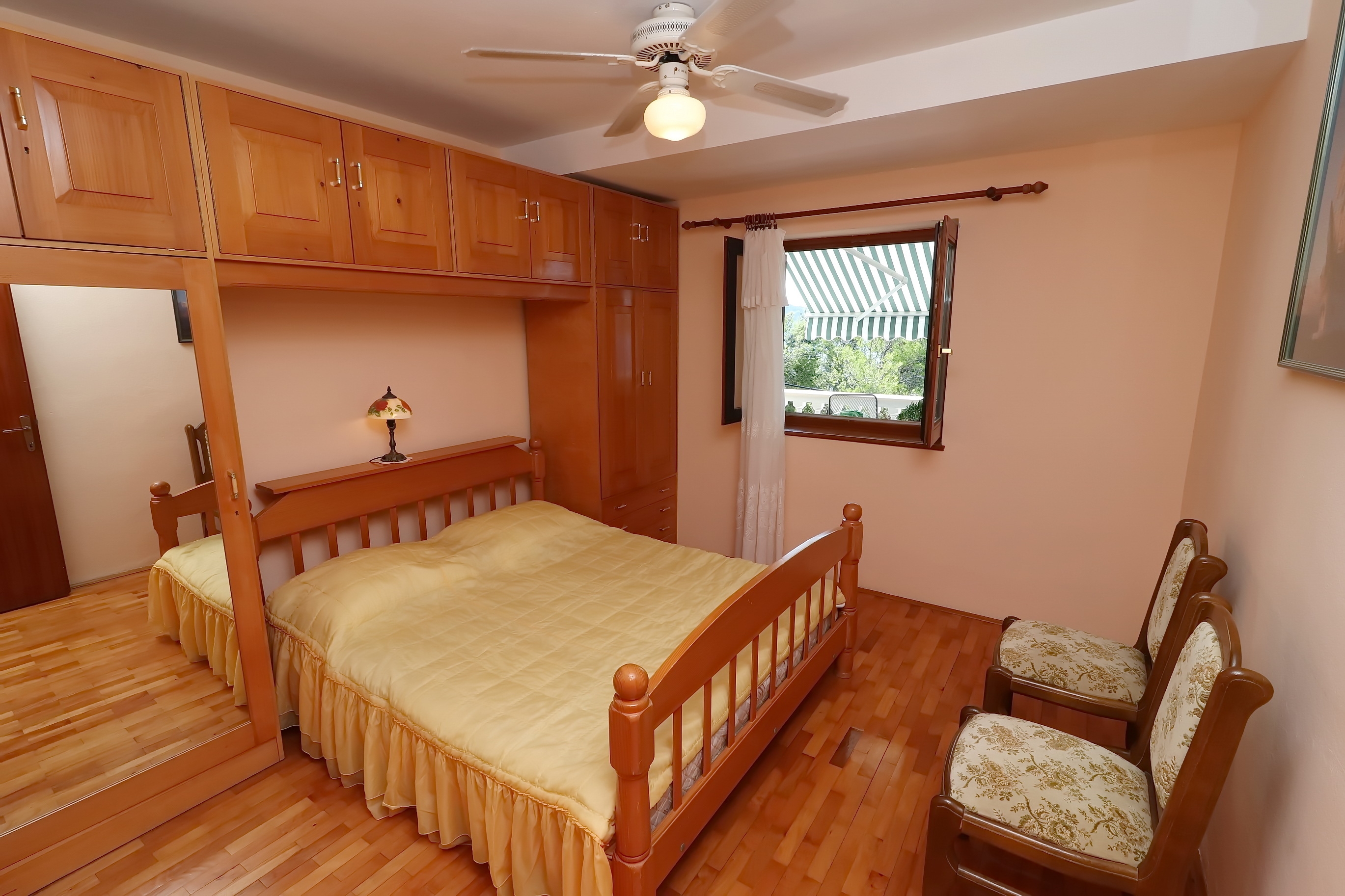 Two bedroom apartment near beach Prižba, Korčula  A-a