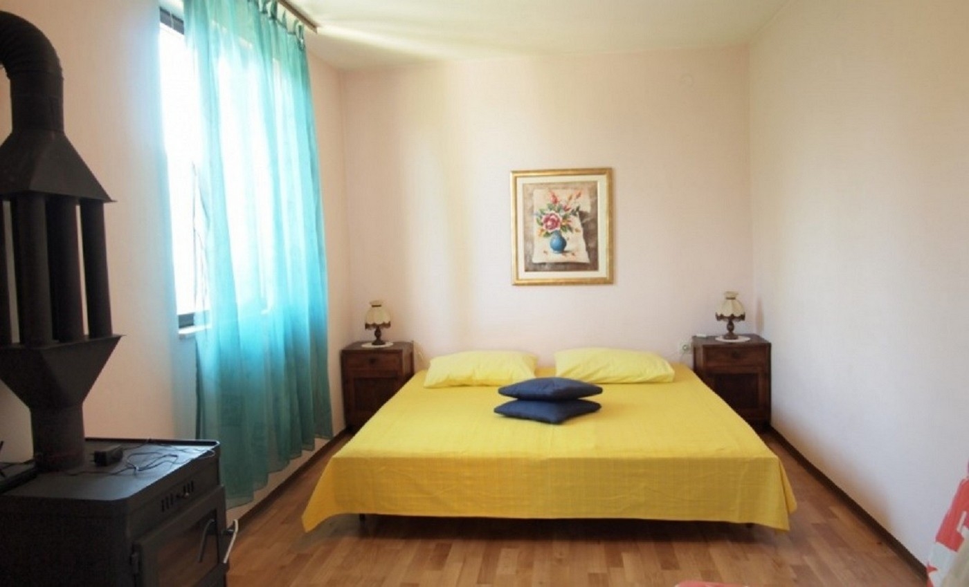 Three bedroom apartment with balcony and sea view Orebić, Pelješac (A-20881-a)