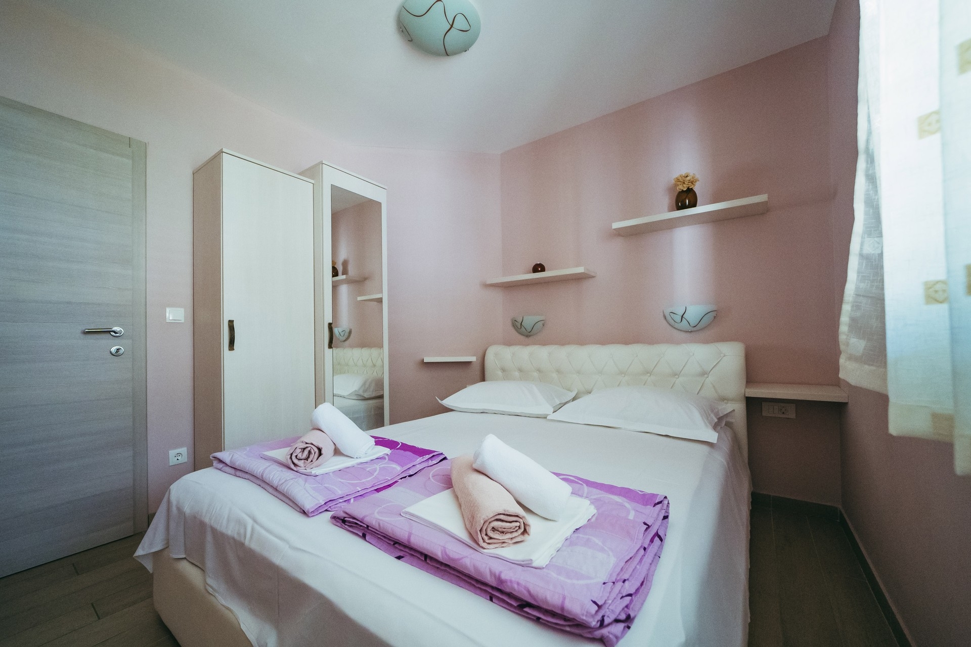 One bedroom apartment with balcony Promajna, Makarska  A-c