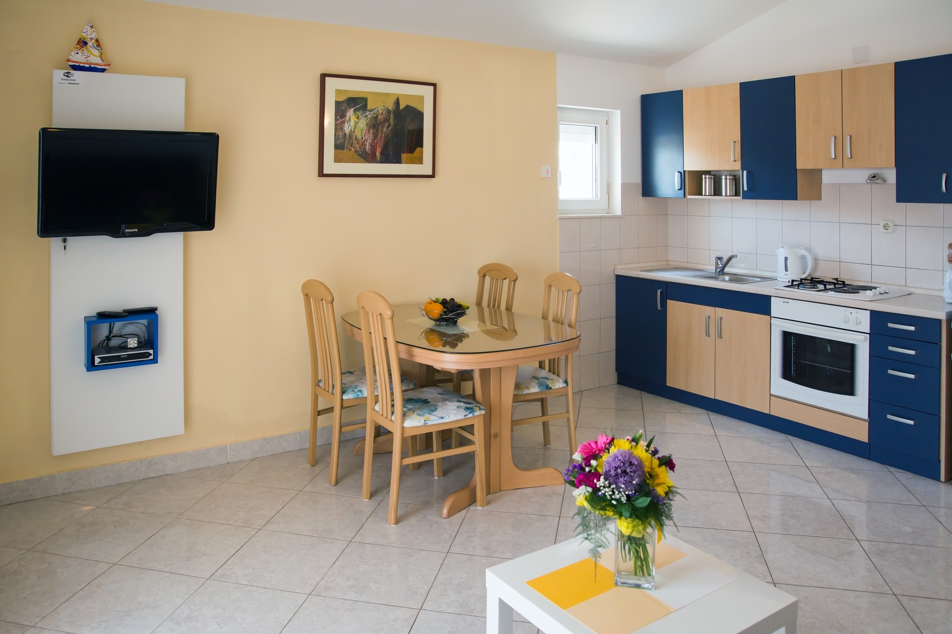 One bedroom apartment with terrace Promajna, Makarska  A-b