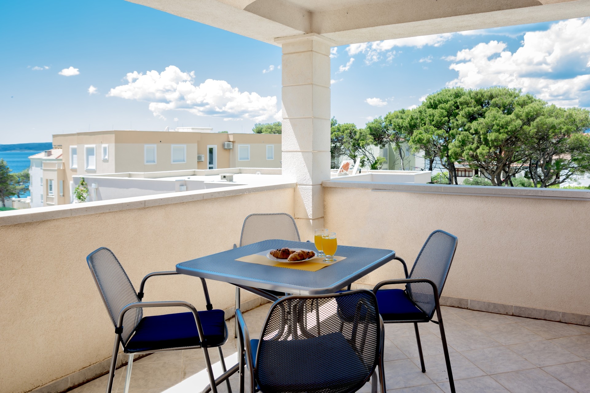 One bedroom apartment with terrace Promajna, Makarska  A-d
