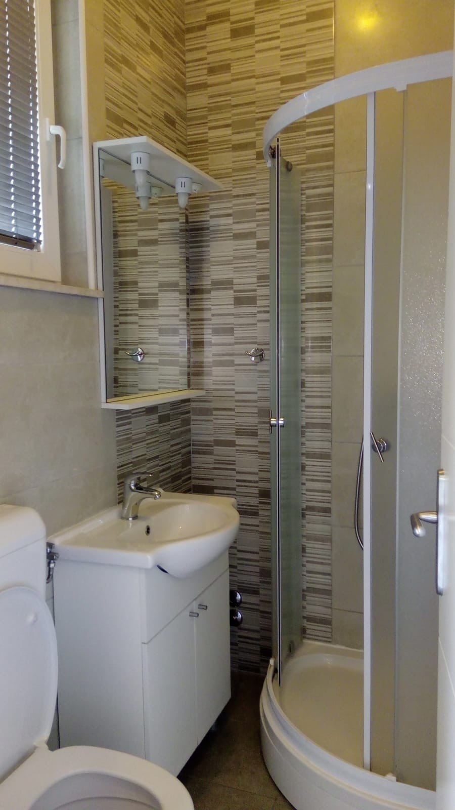 One bedroom apartment with terrace Promajna, Makarska  A-g