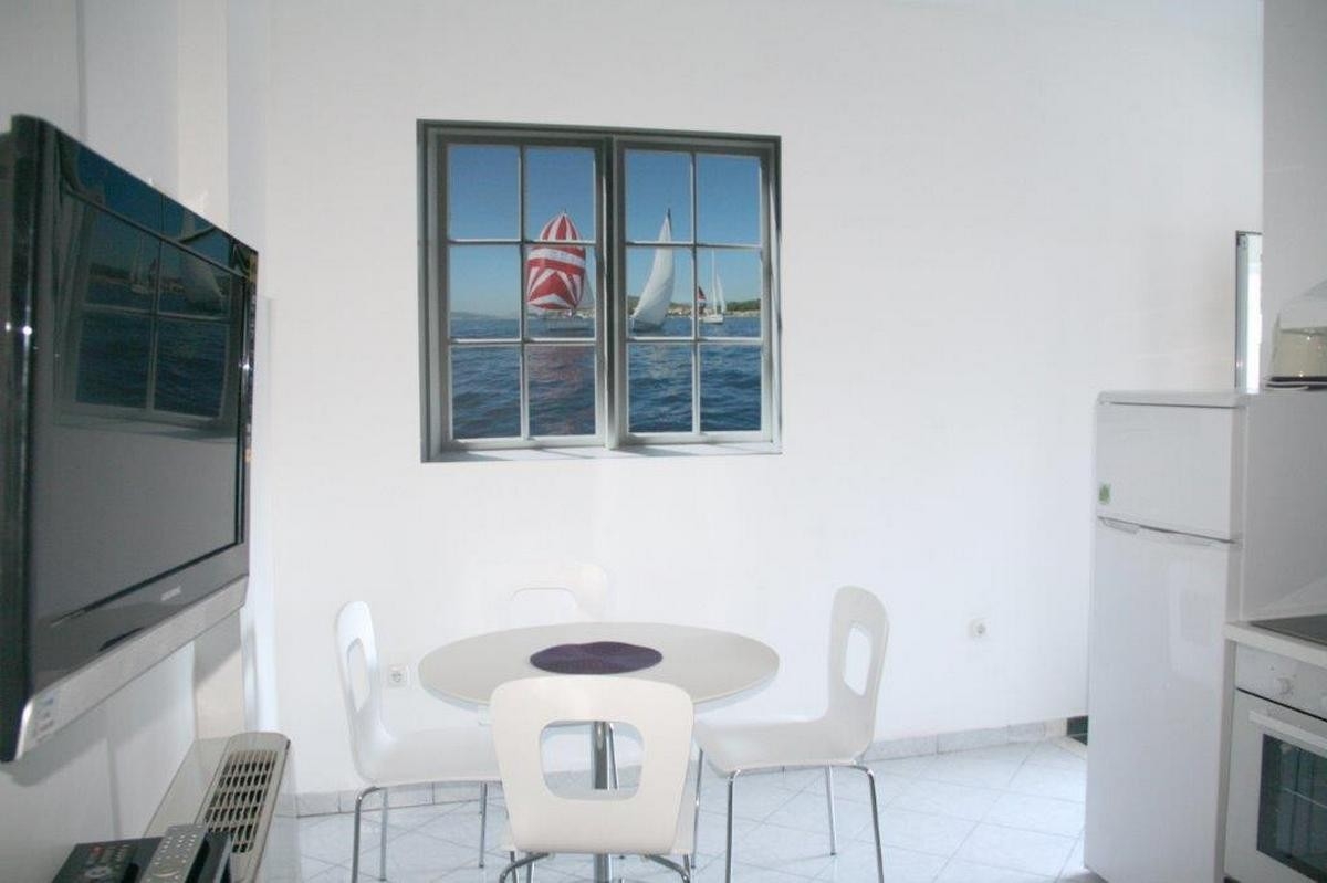 One bedroom apartment with terrace Promajna, Makarska  A-g