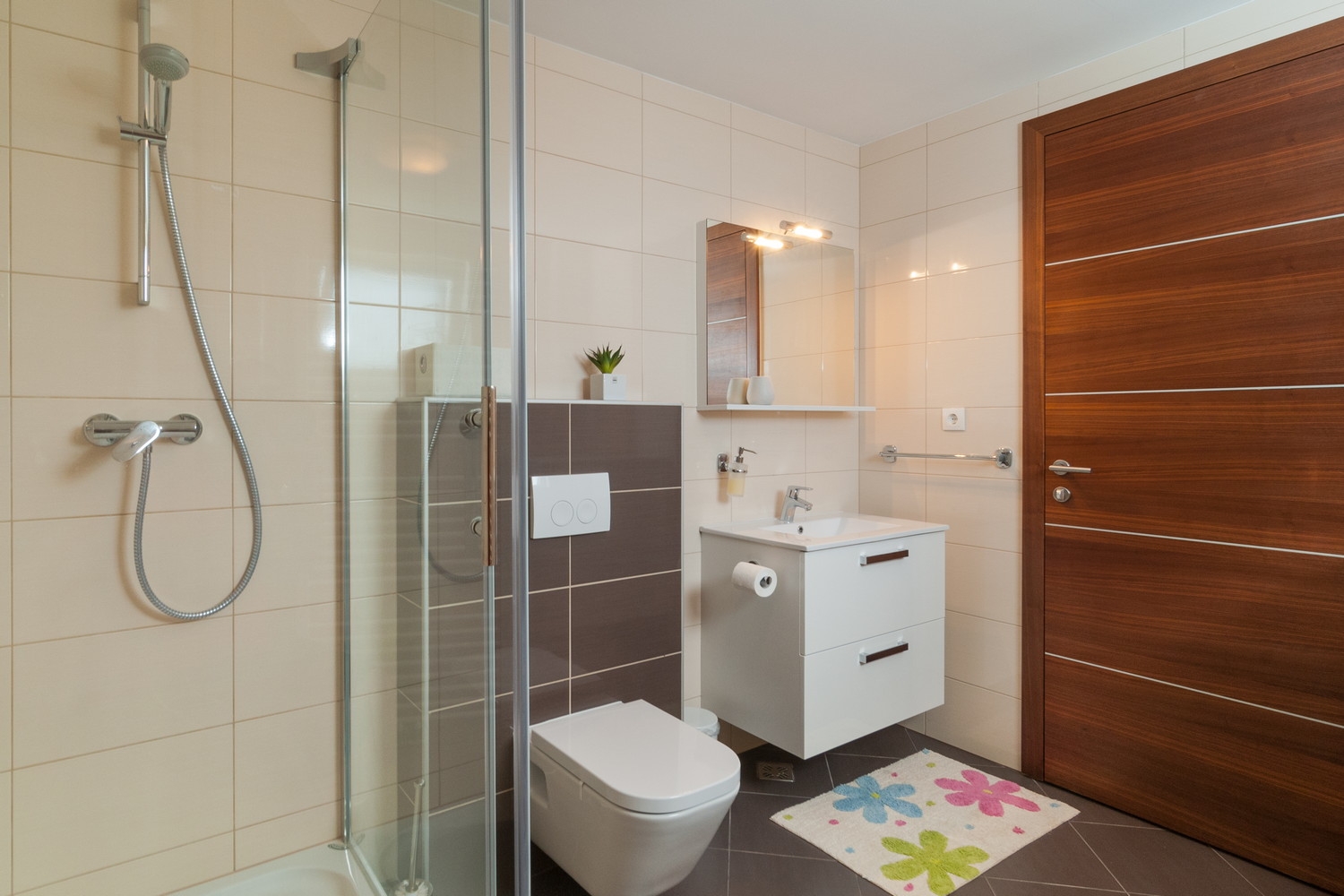 Three bedroom house with terrace and sea view Škrip, Brač  K