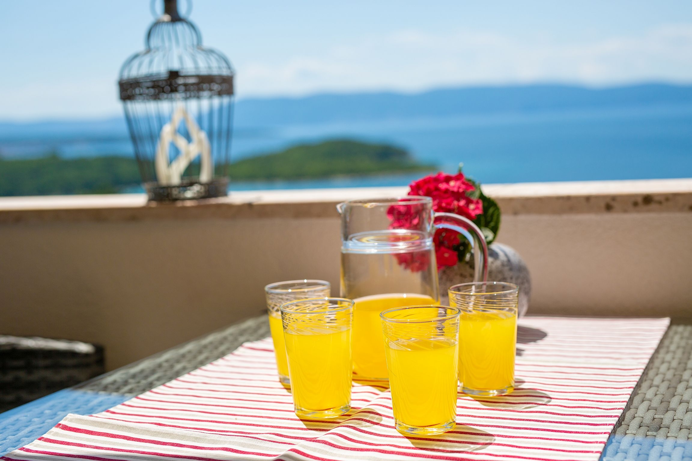 Two bedroom apartment with terrace and sea view Njivice, Krk  A-a