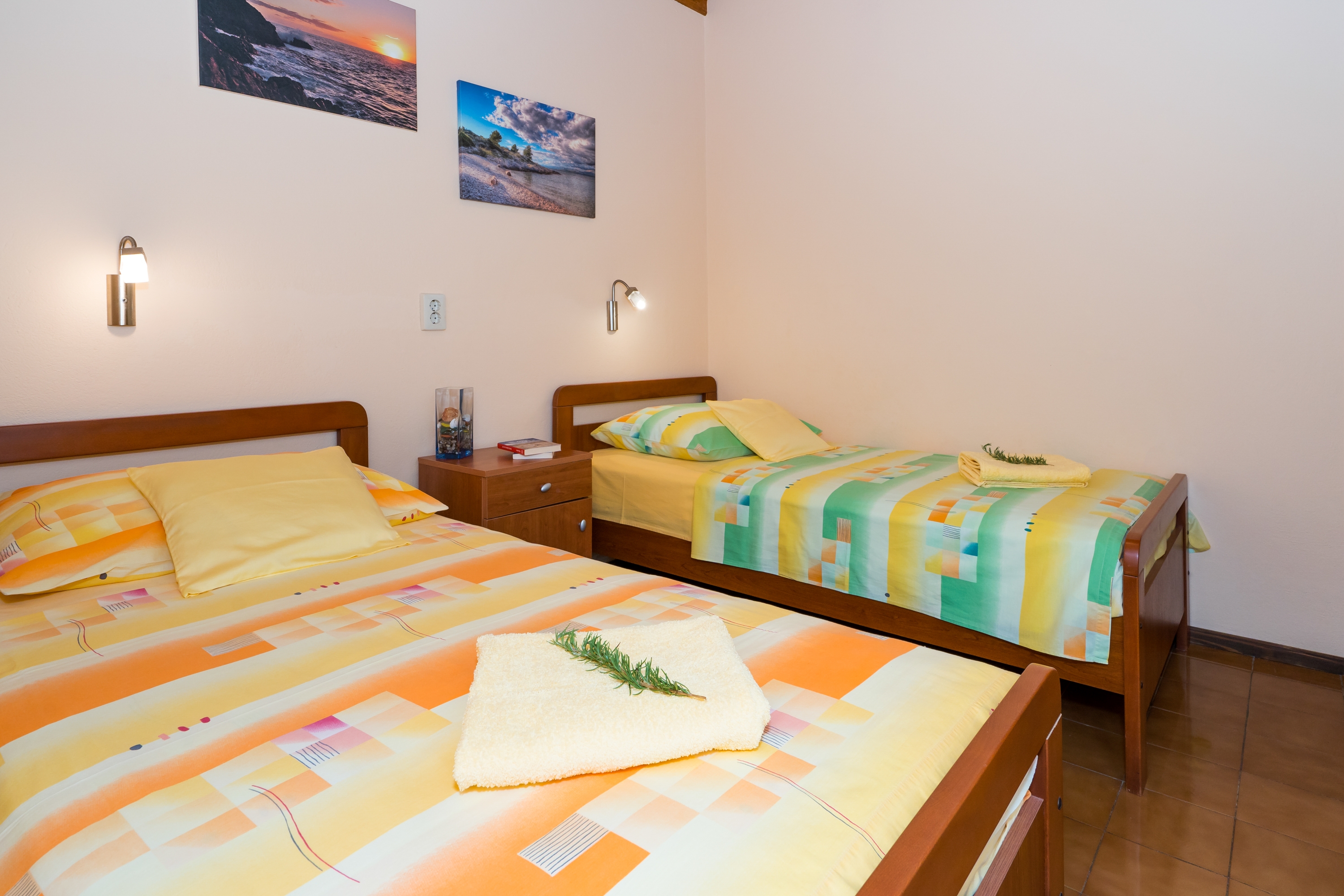 Two bedroom apartment with terrace and sea view Nečujam, Šolta  A-a
