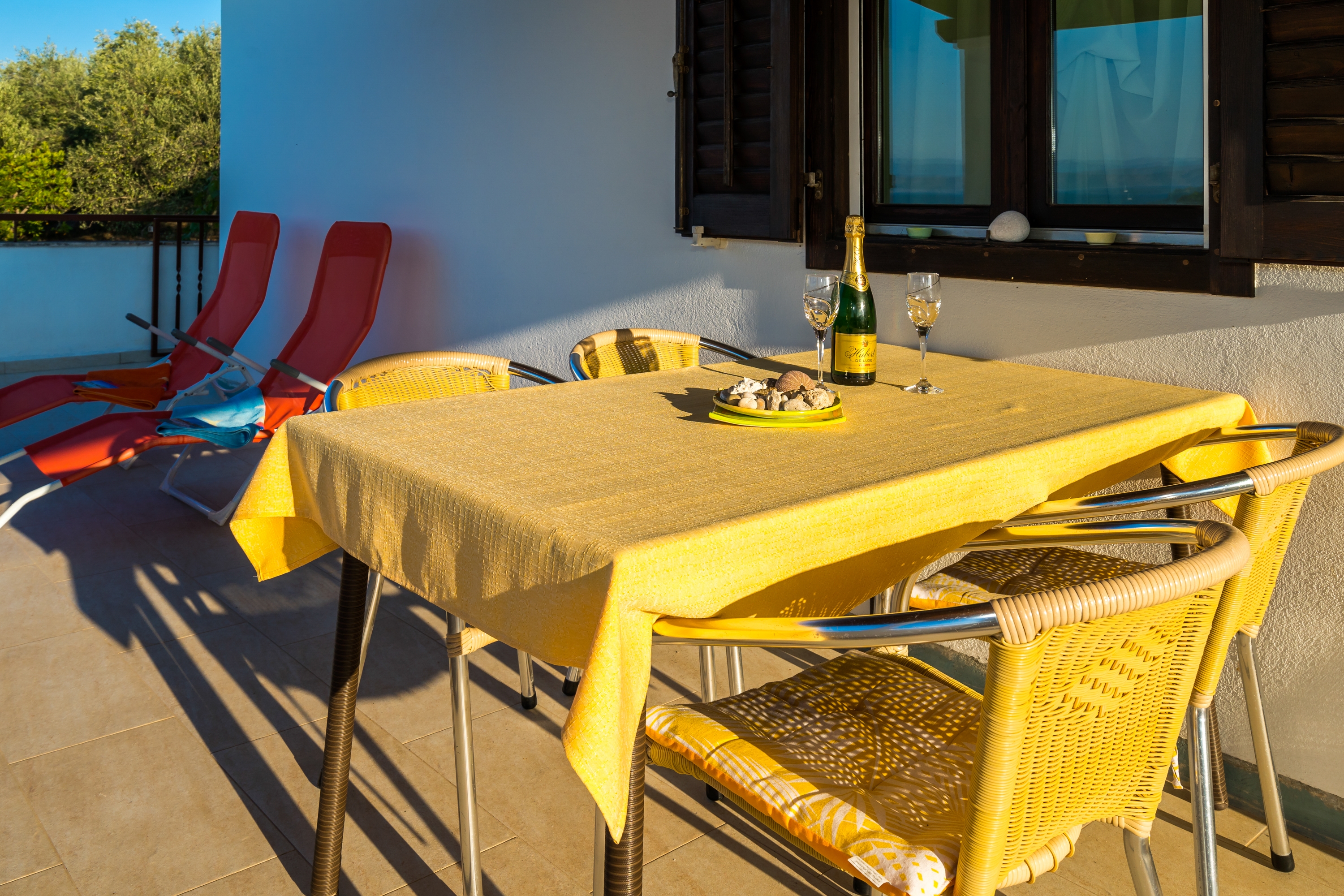 Two bedroom apartment with terrace and sea view Nečujam, Šolta  A-a