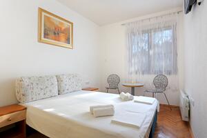 Apartments by the sea Omiš - 20906
