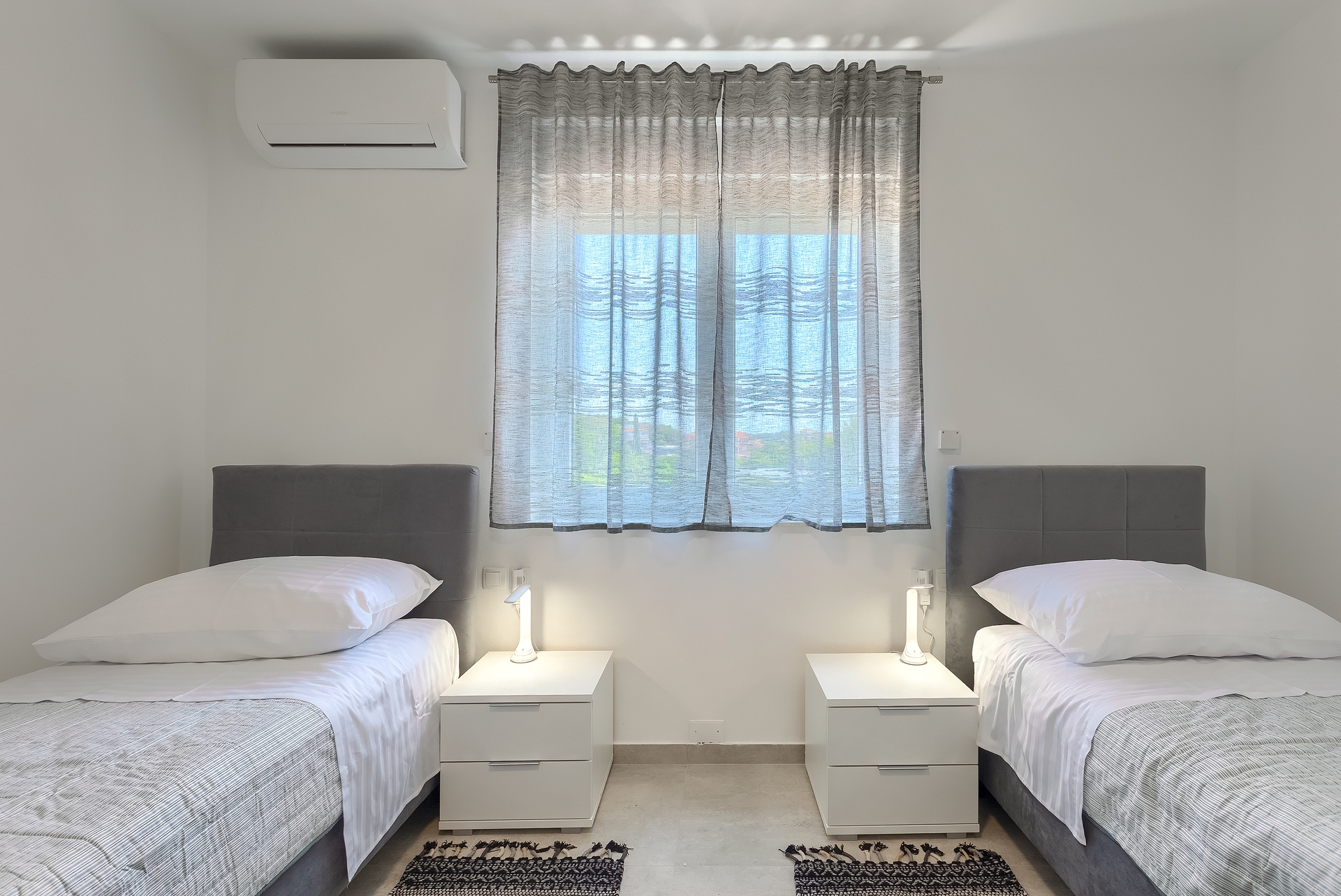 Two bedroom apartment with terrace Medulin  A-a
