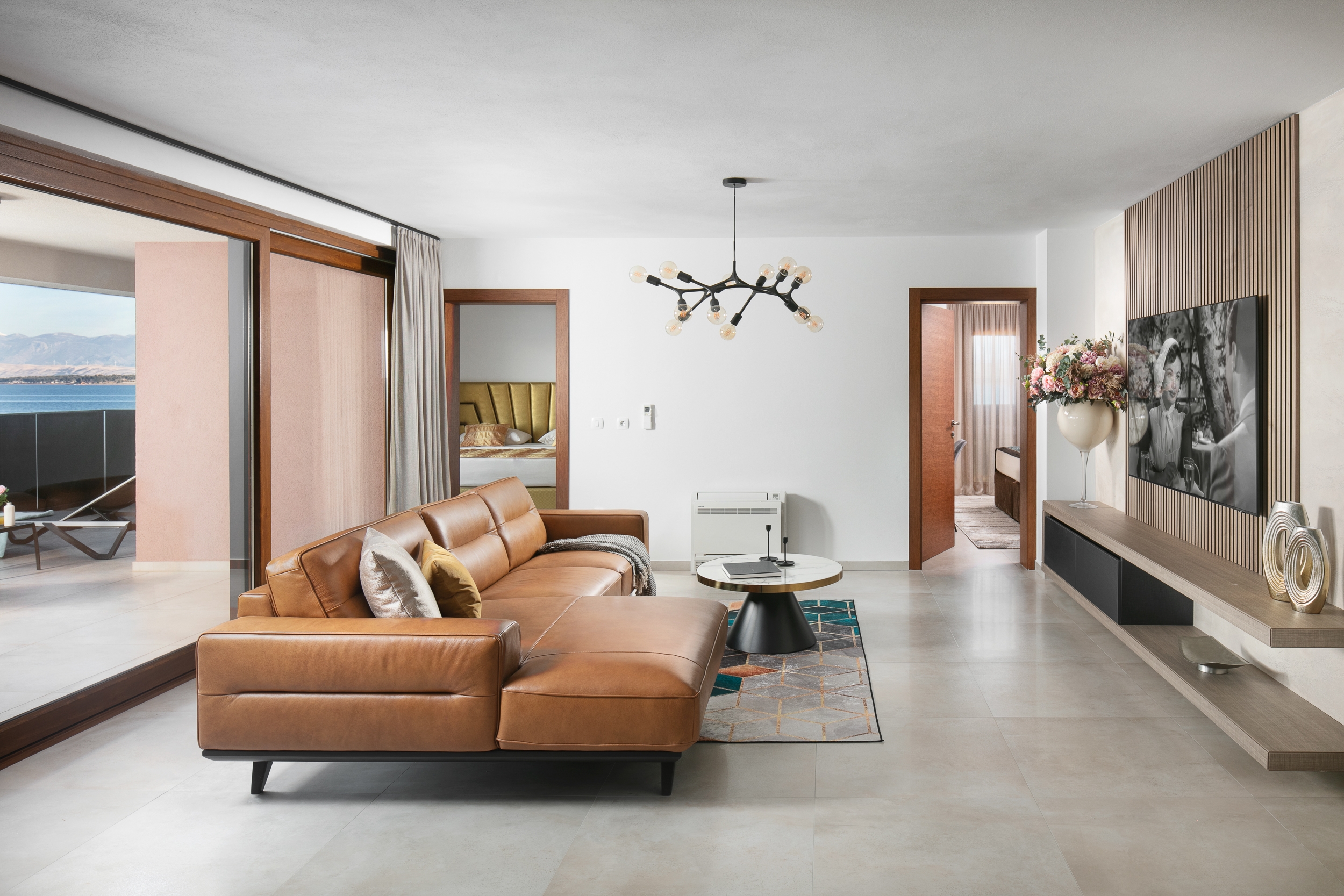 Four bedroom apartment near beach Vir  A-c