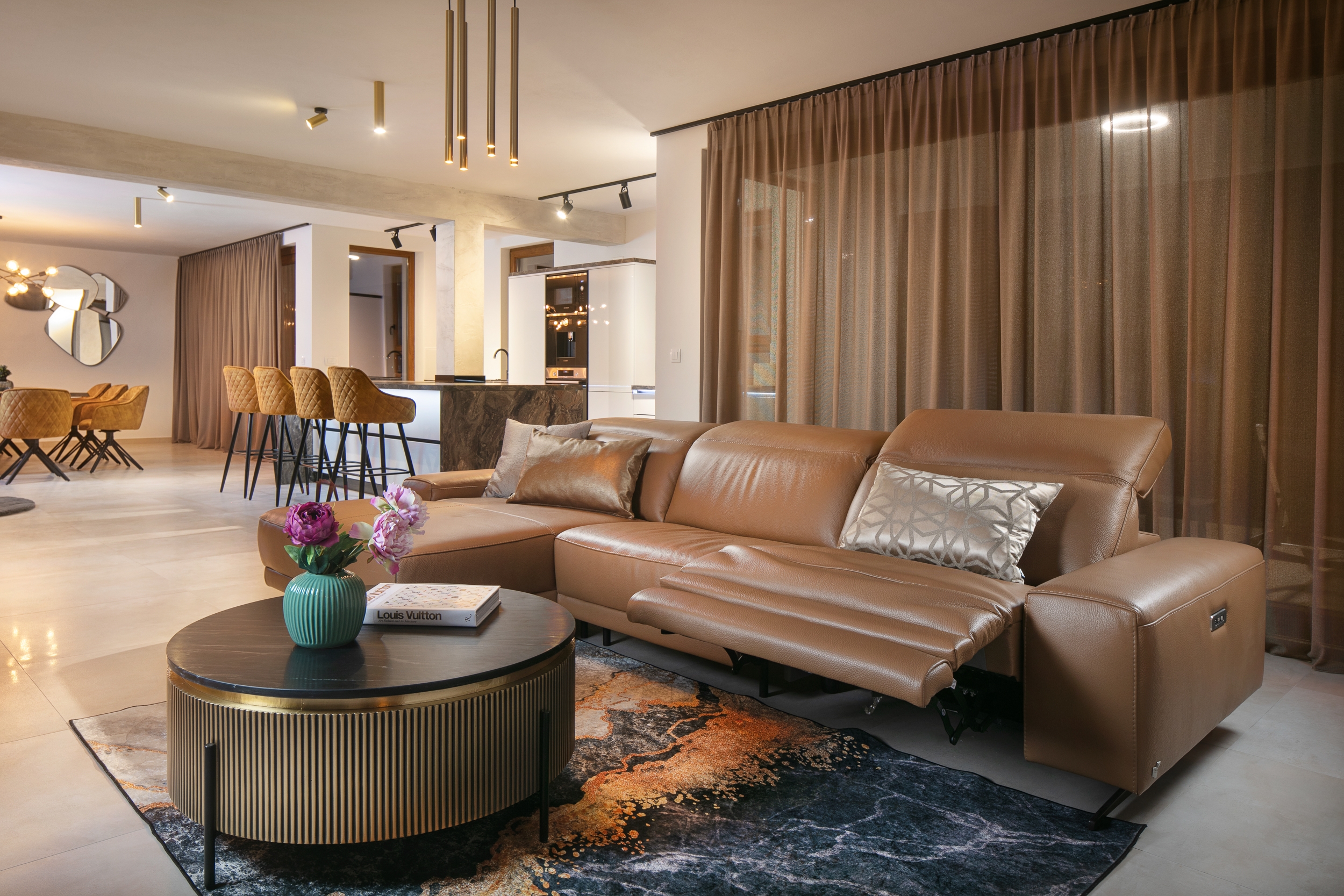Four bedroom apartment near beach Vir  A-d