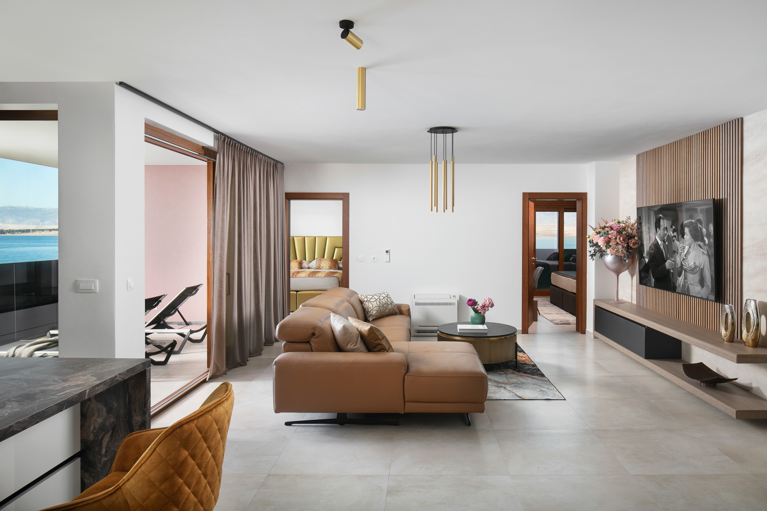 Four bedroom apartment near beach Vir  A-d