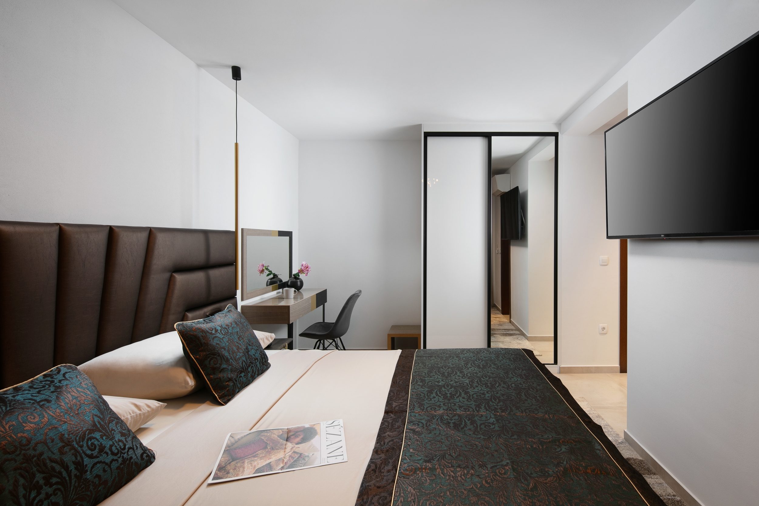 Four bedroom apartment near beach Vir  A-h