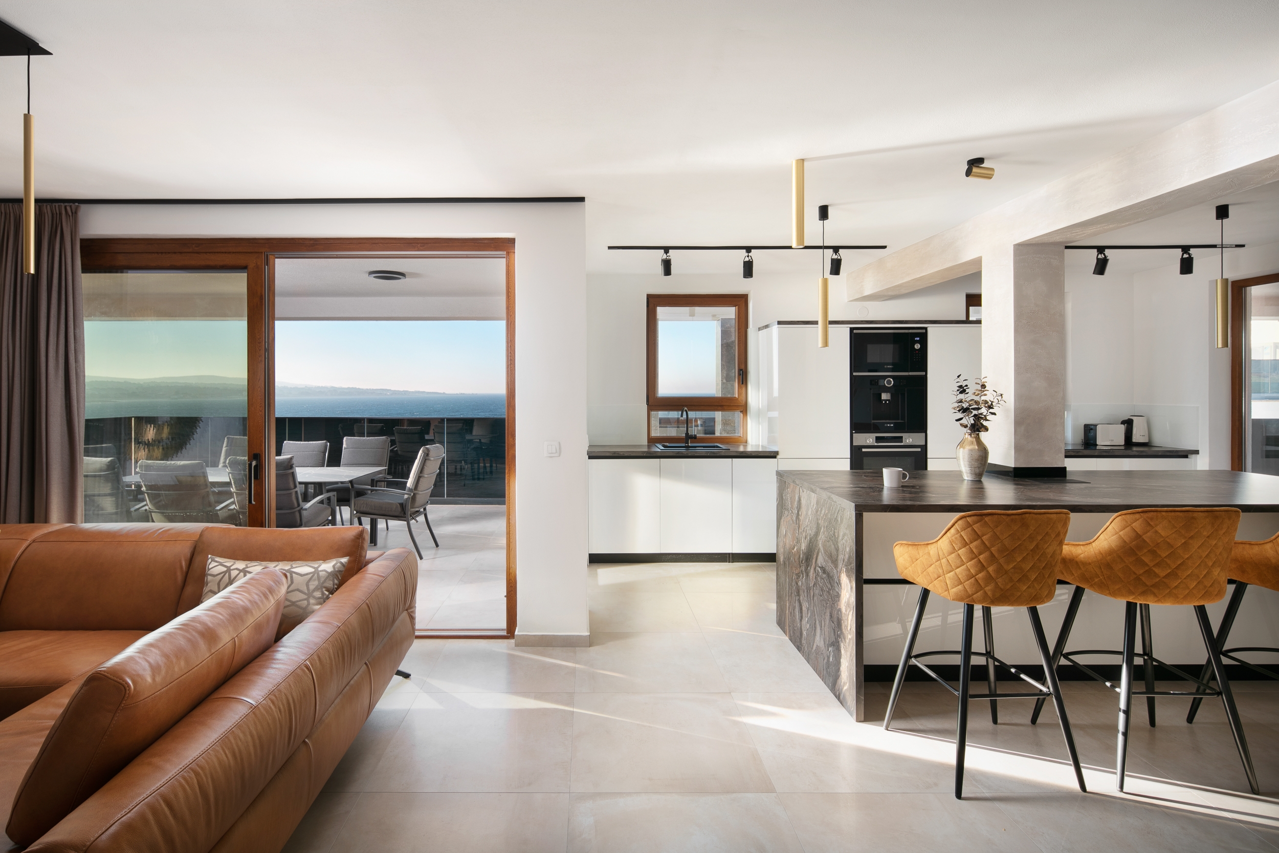 Four bedroom apartment near beach Vir  A-h