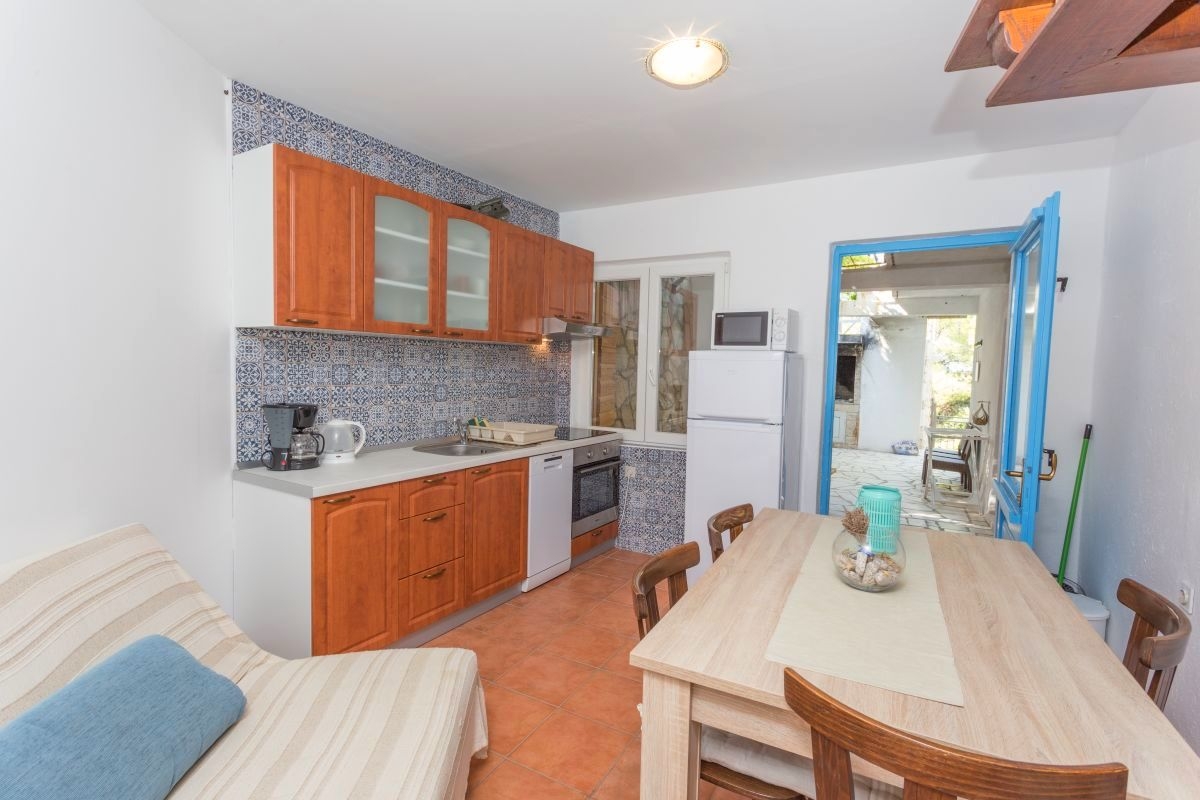 Top Hvar Zaraće Top Hvar Zaraće